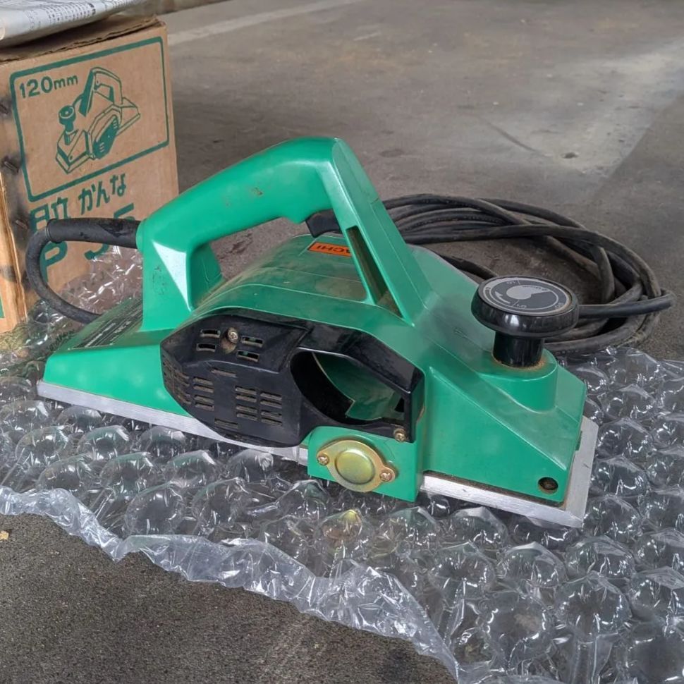 中古・実働品】日立工機、120mm電気かんな（元箱・付属品完備）、大