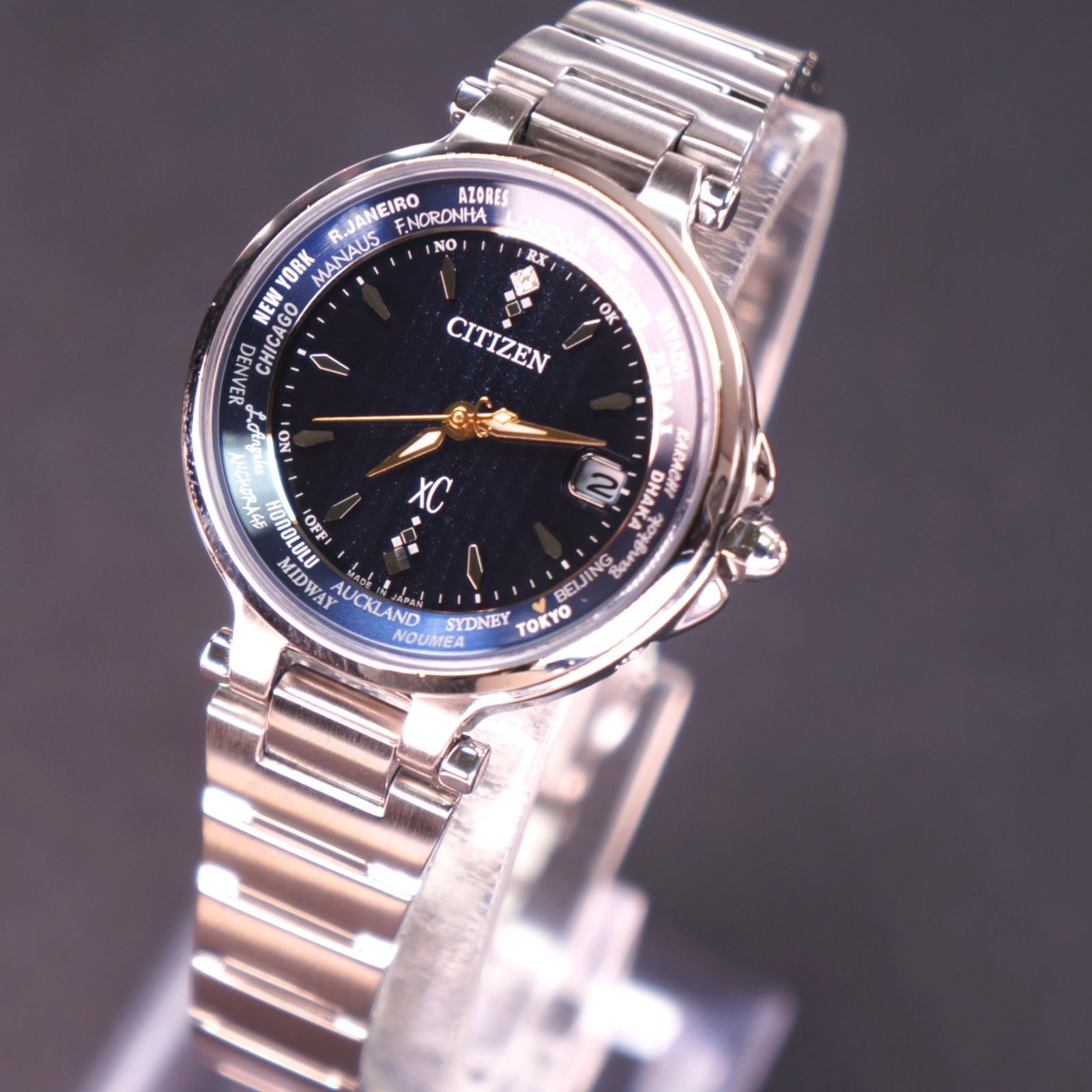 稼働美品】citizen xC ハッピーフライト 限定モデル 1Pダイヤ ケース
