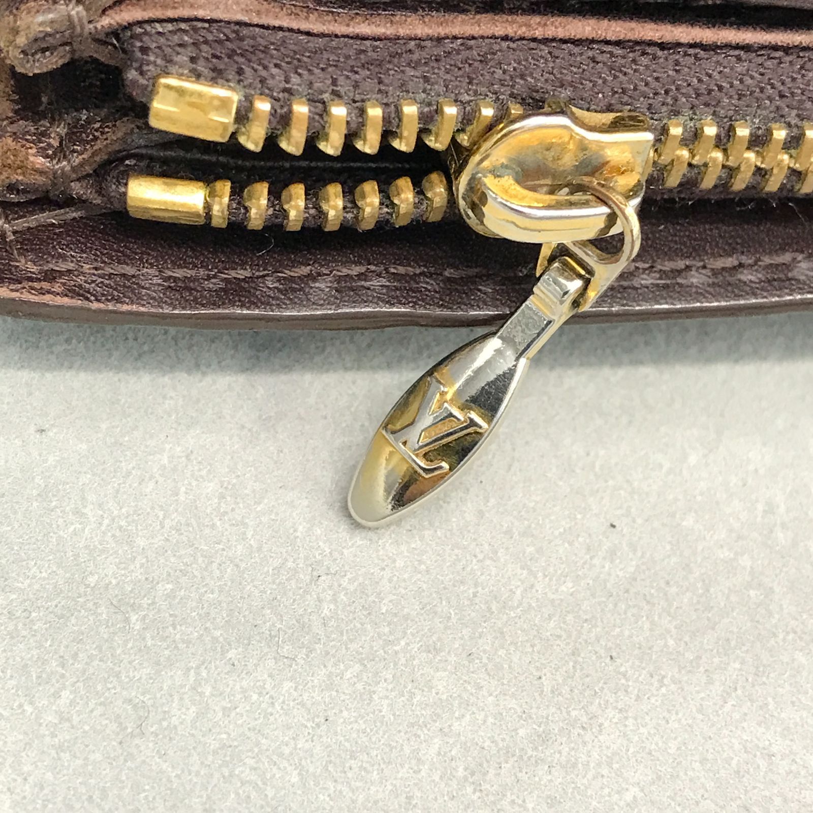 Louis Vuitton ルイヴィトン 長財布 ポルトフォイユサラ ヴェルニ 
