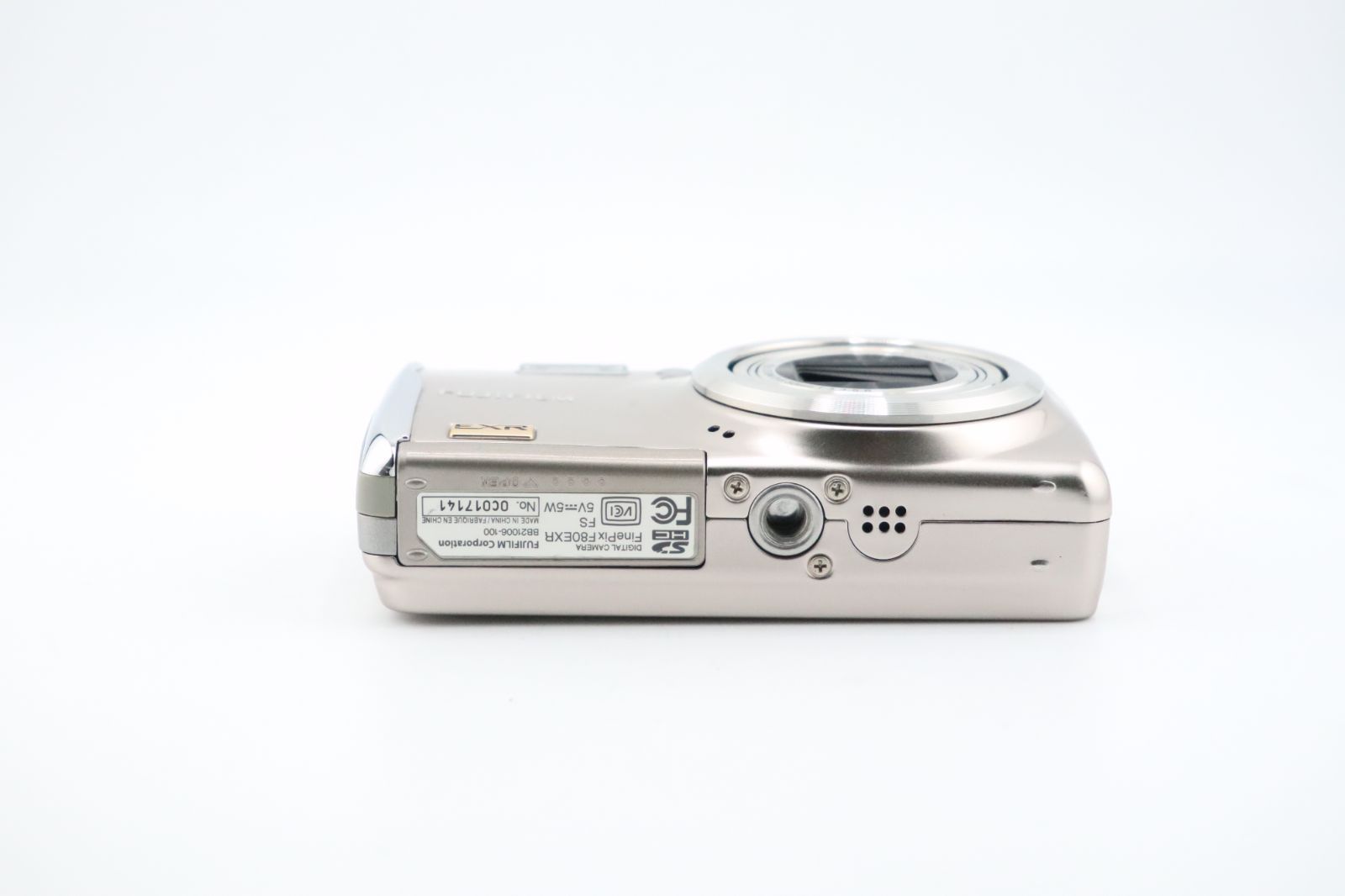 ☆良品☆富士フイルム FUJIFILM FINEPIX F80EXR シルバー☆ W0499