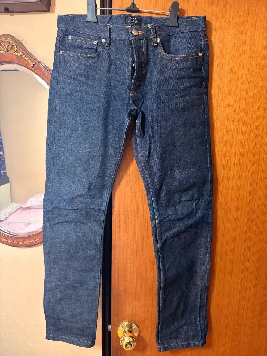 A.P.C. ニュースタンダード 赤耳 セルビッジ デニムパンツ 34 濃紺 