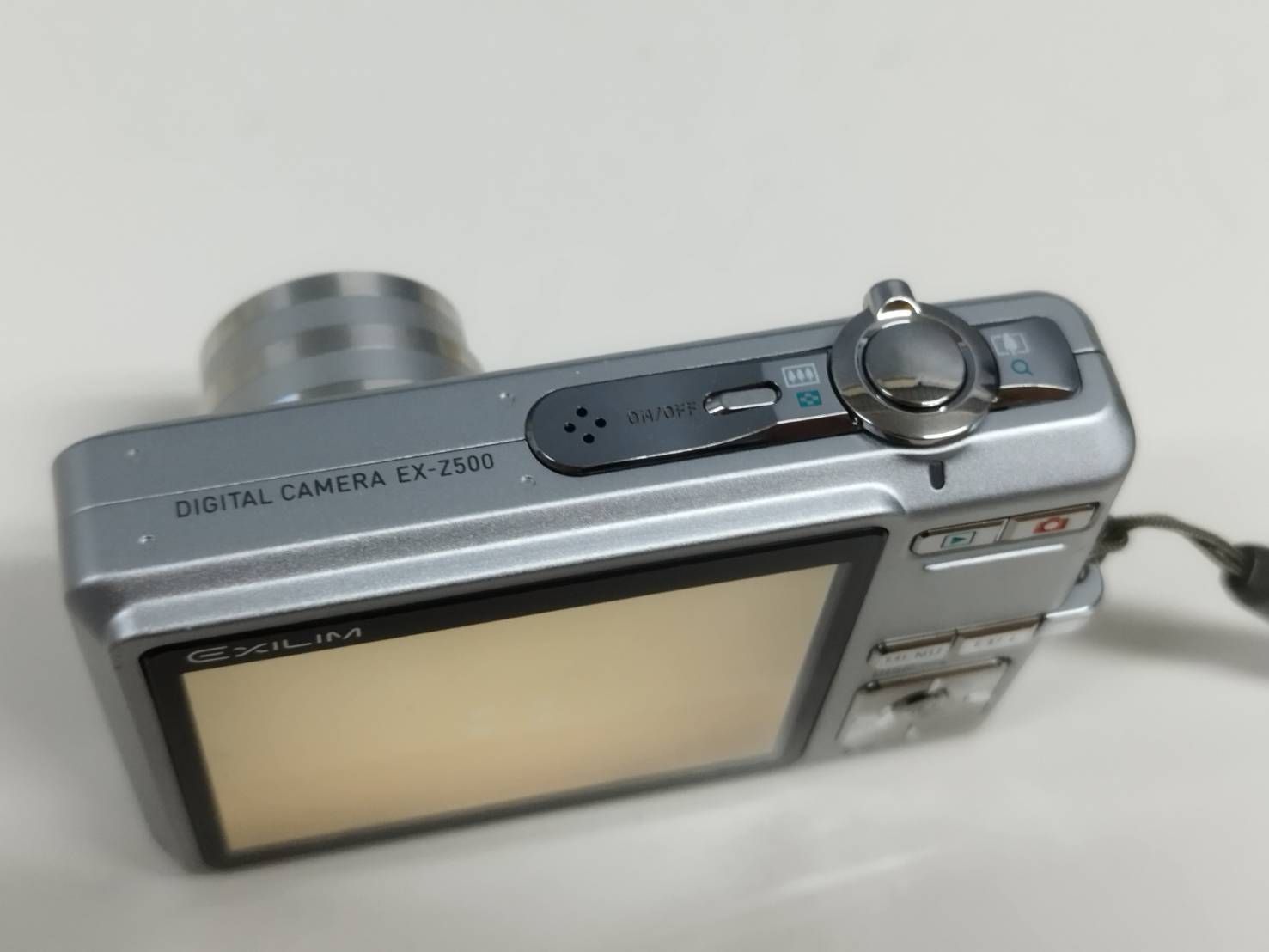 CASIO EXILIM EX-Z500 ブラック 動作確認済 コンデジ レトロ Amazon | CASIO EX-Z500 デジタルカメラEXILIM ZOOM | コンパクト 通販