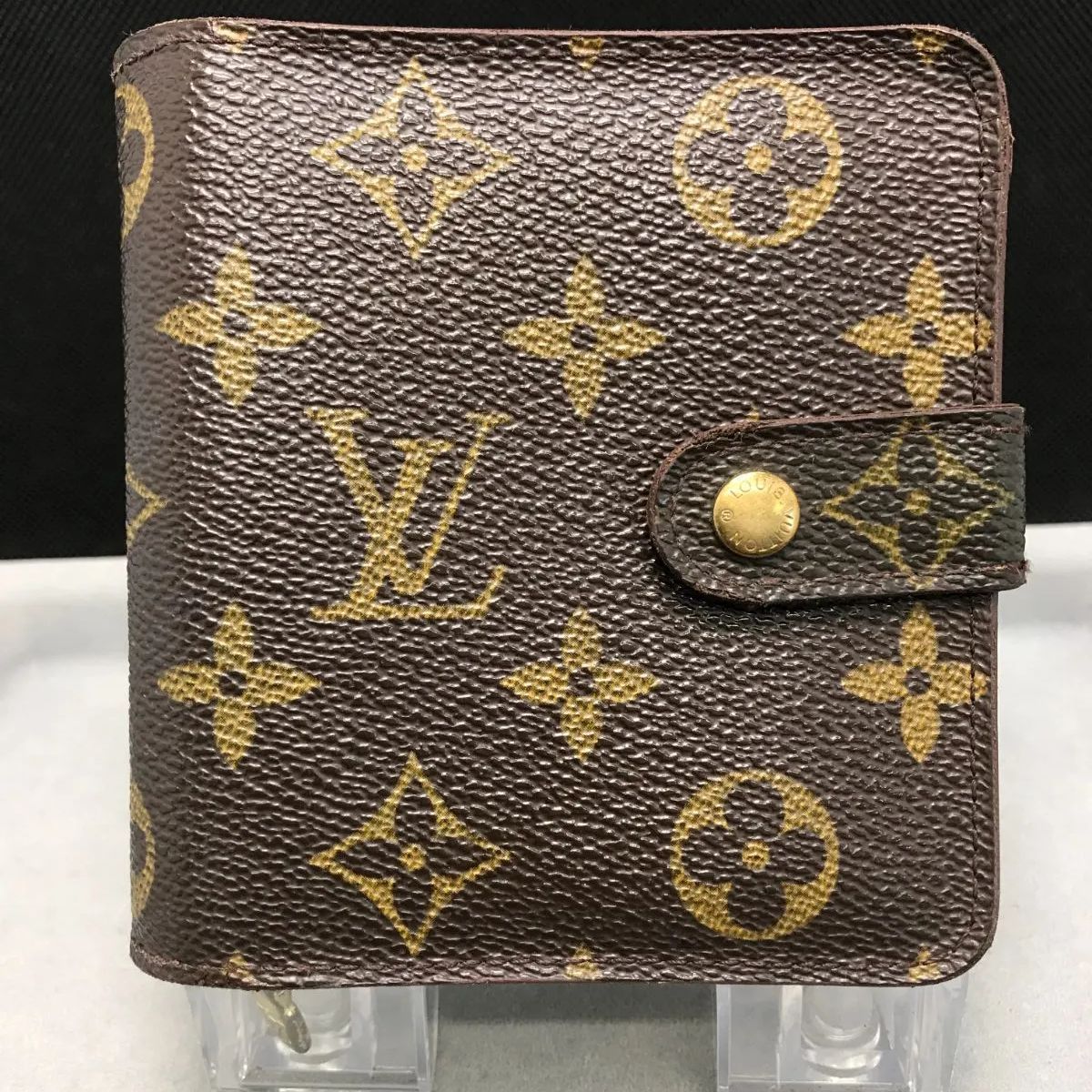 LOUIS VUITTON ルイヴィトン 二つ折り財布 コンパクトジップ