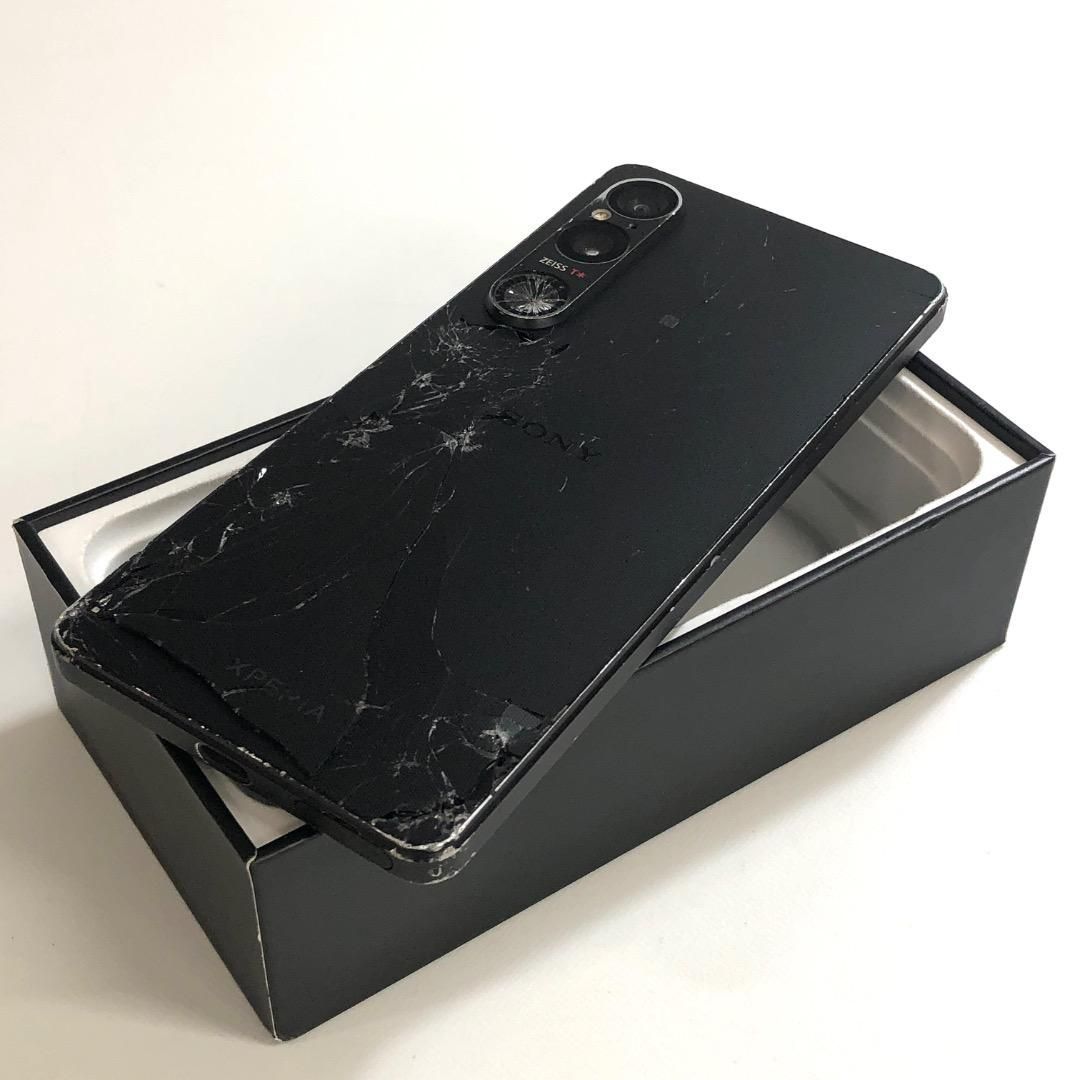 ジャンク】Xperia 1 VI 256GB SO-51E ブラック - メルカリ