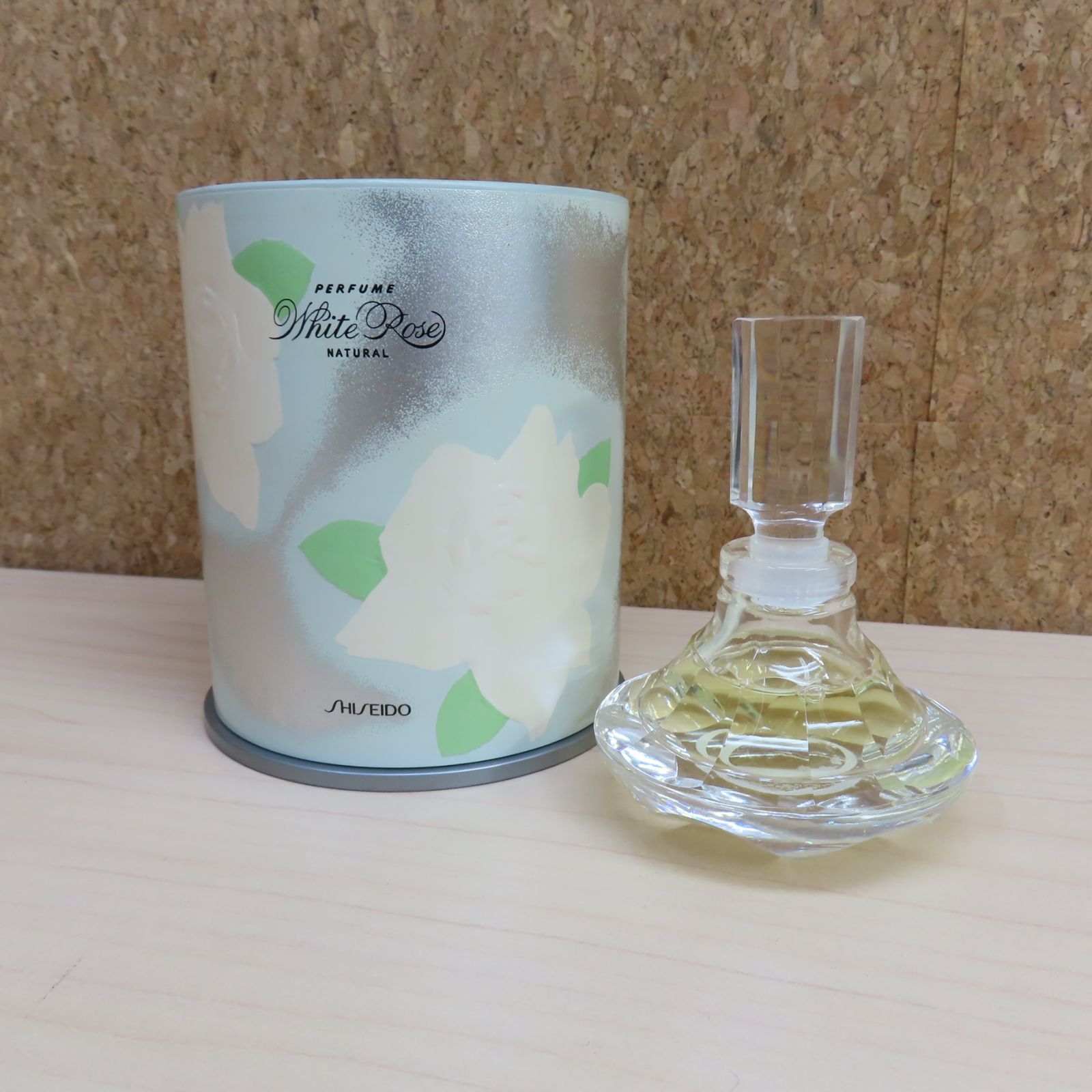 資生堂香水 ホワイトローズナチュラル 32ml 残量多め - メルカリ