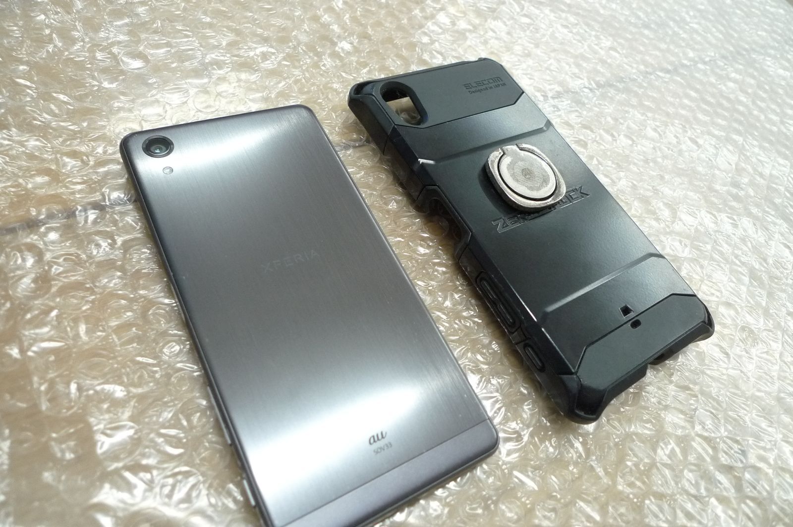 SONY Xperia SOV33 au 中古品 傷あり - メルカリ