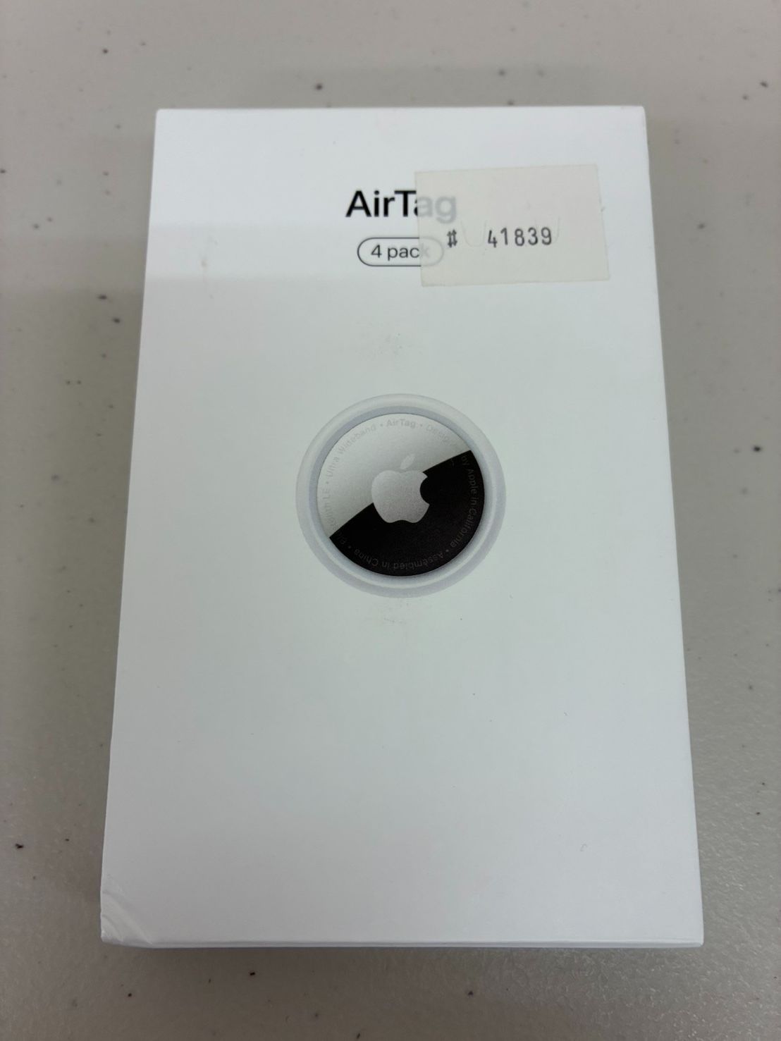 1E289-41839 アップル Apple AirTag 4個入り エアタグ Apple AirTag 4 Pack MX542ZP/A