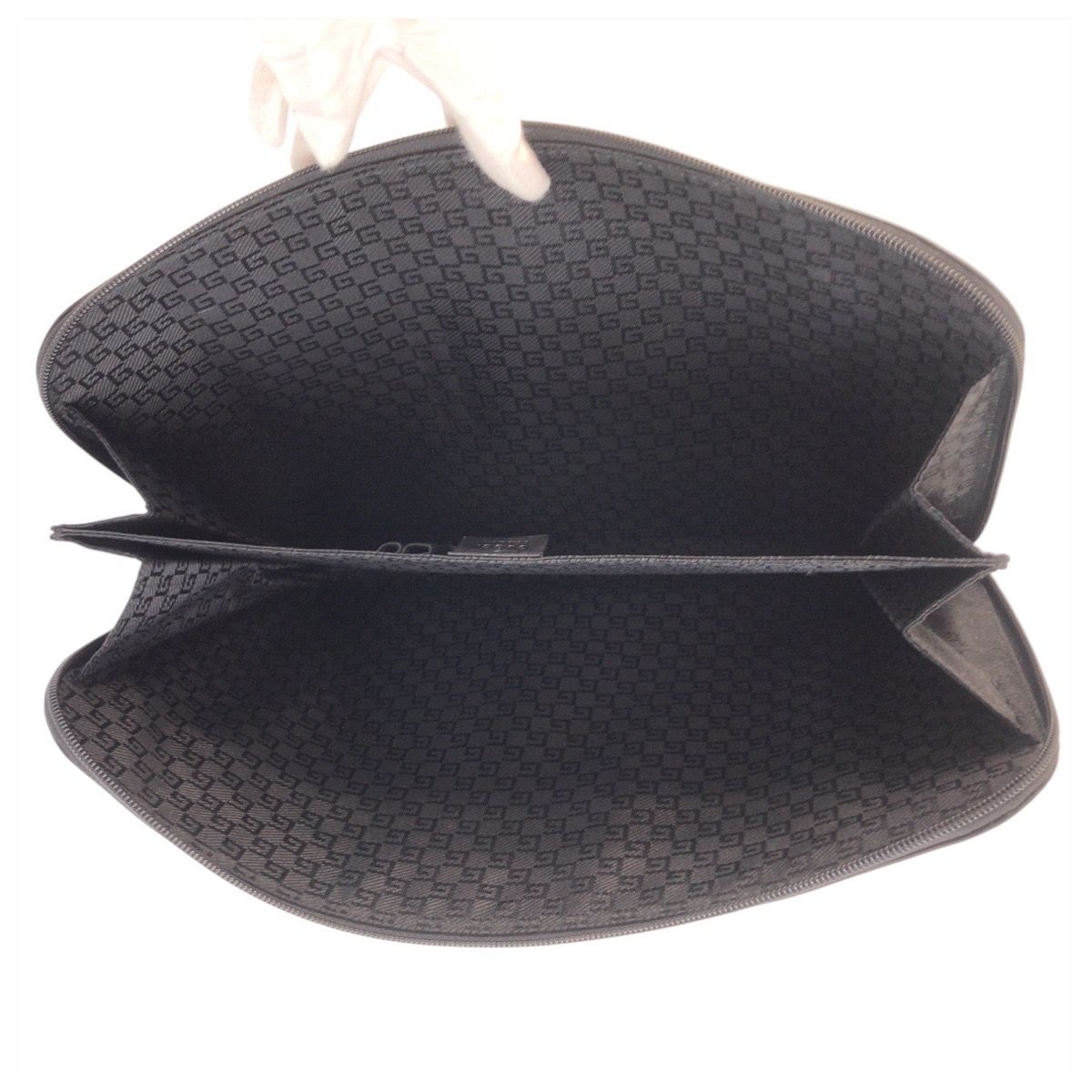 美品 GUCCI グッチ ブラック 黒 シルバー金具 ナイロン 03090 クラッチ