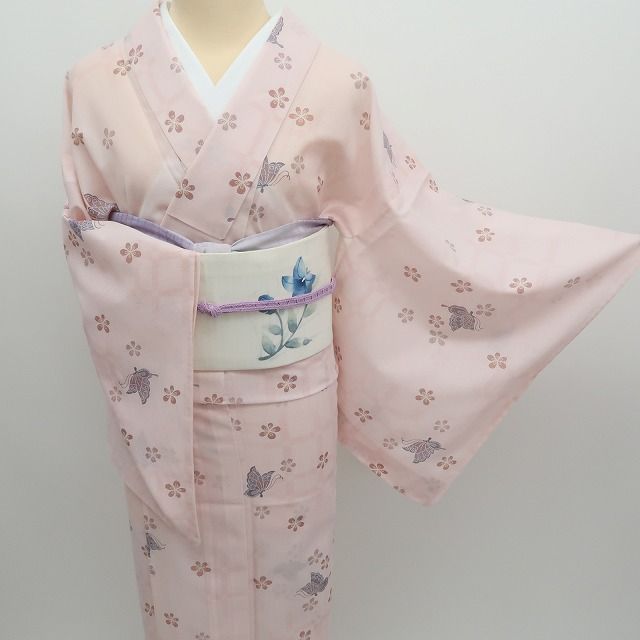 未使用【夏】洗える着物 絽 小紋 花 蝶 化繊 白 ピンク 230 キモノリワ 和48 洗える着物 絽 小紋 花 白 赤 夏 化繊 - メルカリ 未使用【夏】洗える