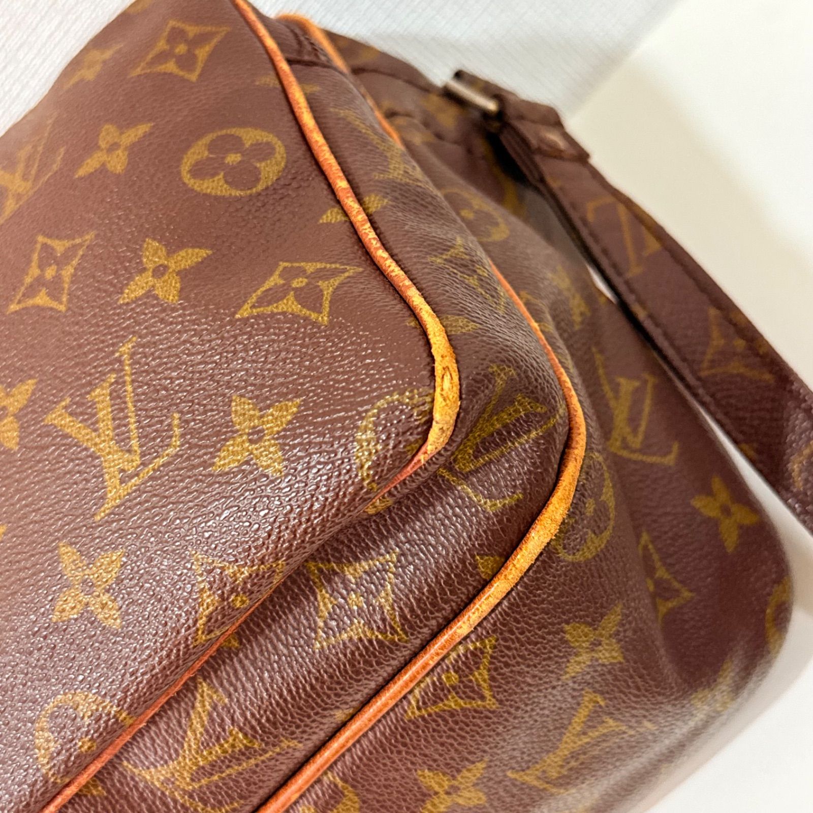 LOUIS VUITTON ルイヴィトン ナイルGMモノグラム ショルダーバック
