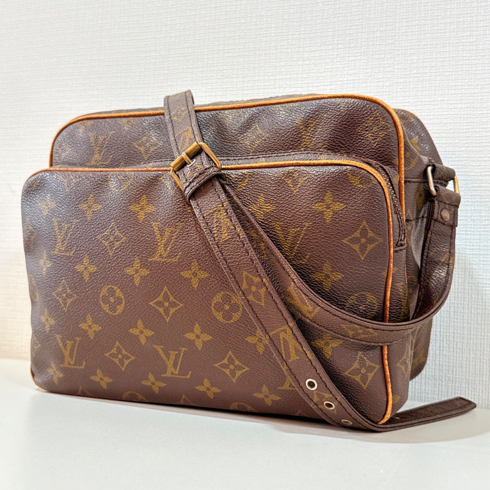 LOUIS VUITTON ルイヴィトン ナイルGMモノグラム ショルダーバック