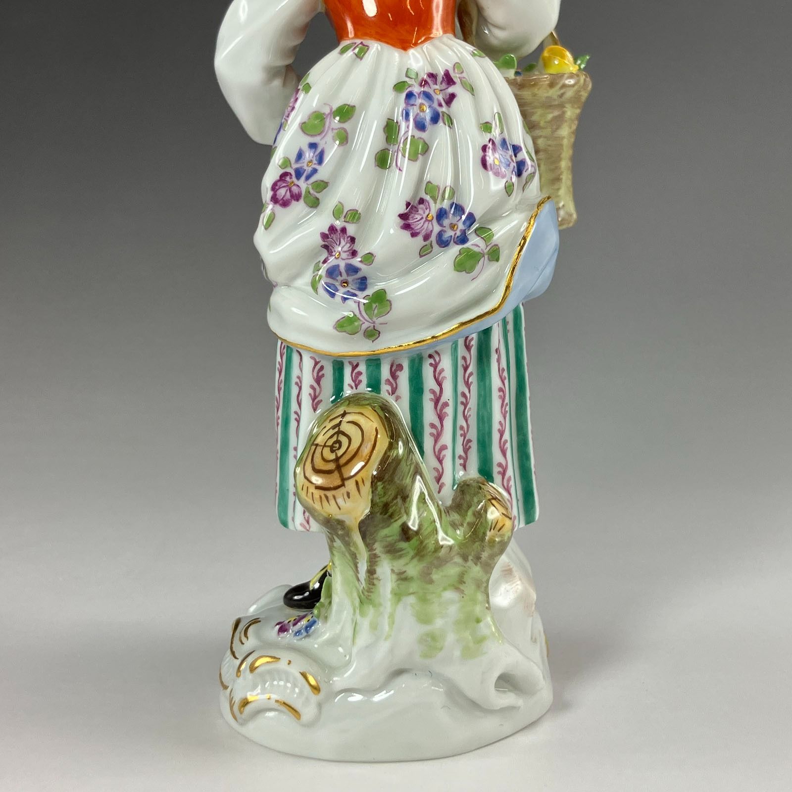 Meissen】マイセン 花かごを持った少女 ガーデナーの子供達 ポーセリン