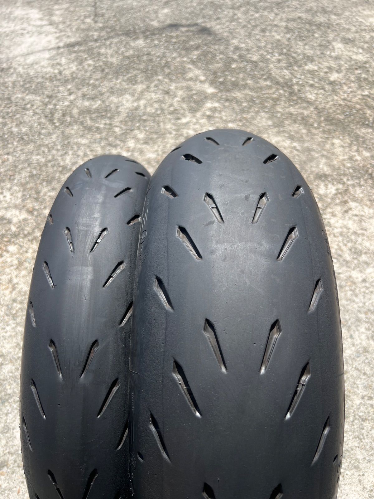ミシュラン パワーGP 前後セット 120/70ZR17 190/55ZR17 473