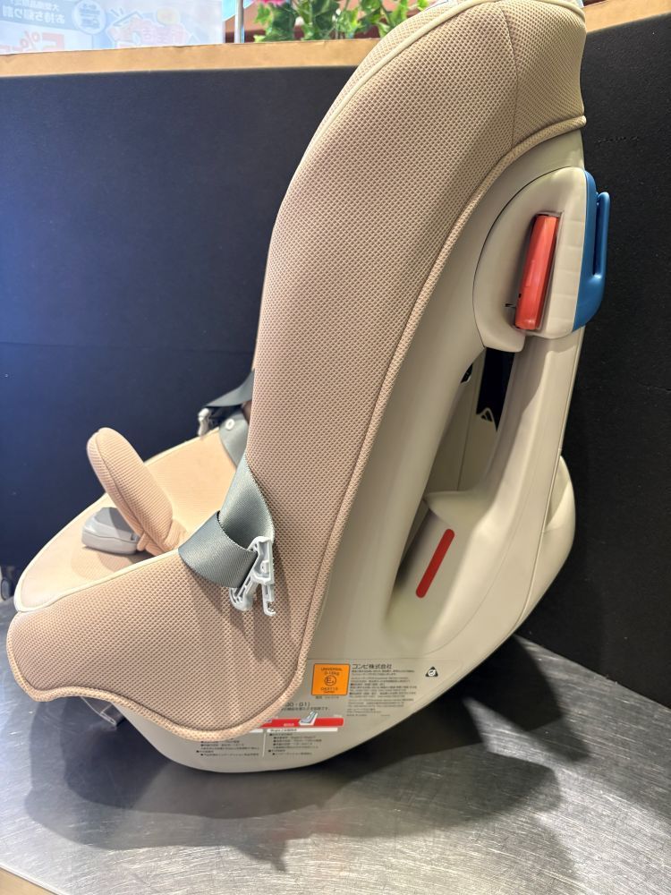 中古品】combi コンビ チャイルドシート コッコロ S UX CV-01X 元箱 