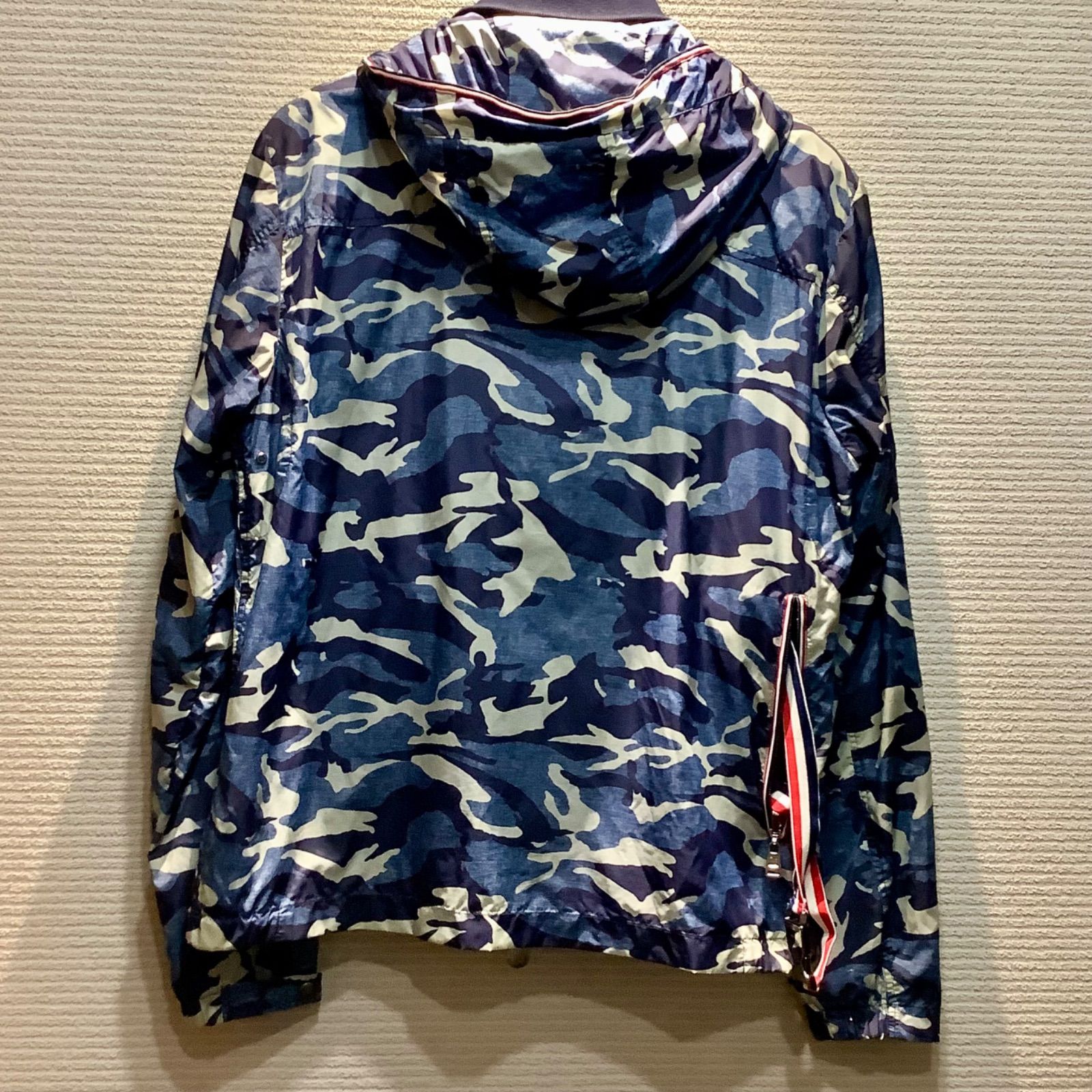 モンクレール MONCLER NATH 迷彩 ナイロンジャケット マウンテン