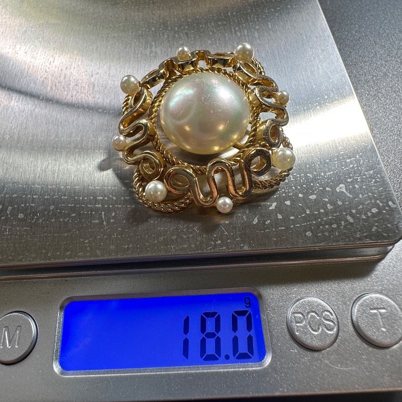 ⭐︎最終お値下げ⭐︎Christian Dior イミテーションパールブローチ vintage】Christian Dior イミテーションパール ブローチ ゴールド