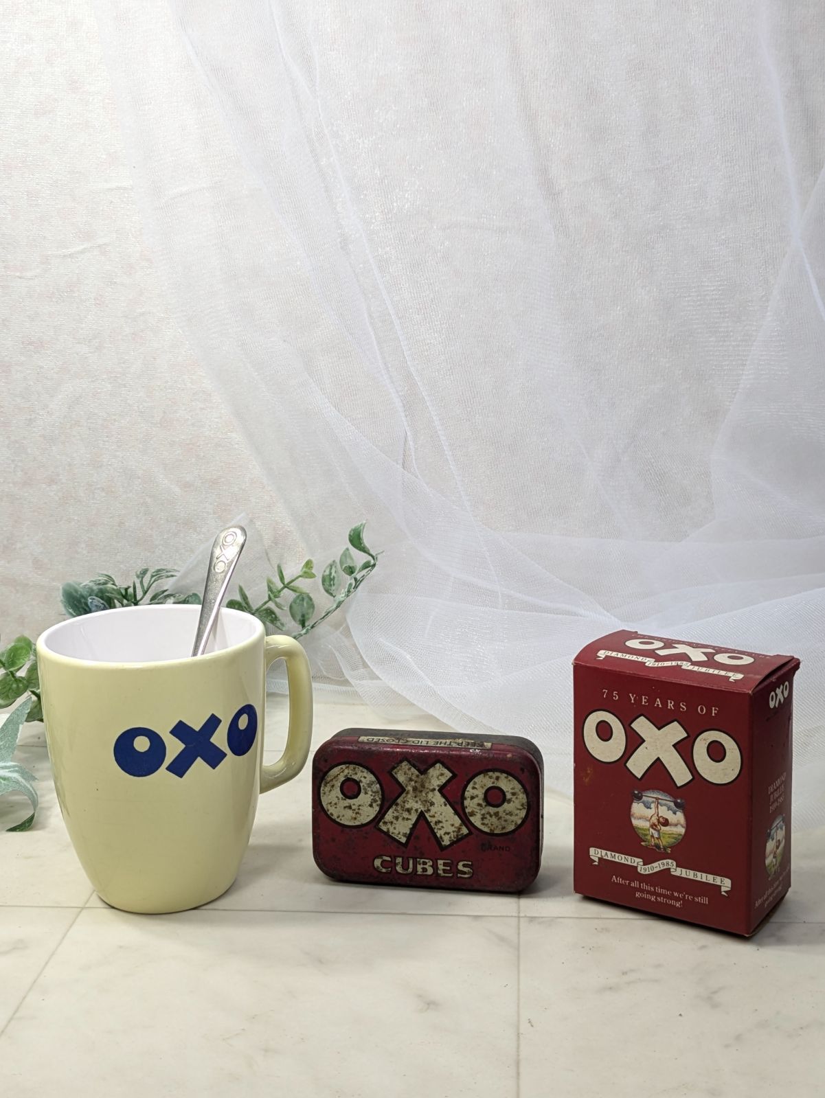 イギリス ヴィンテージ oxo スープストック 缶 箱 スプーン マグカップ 