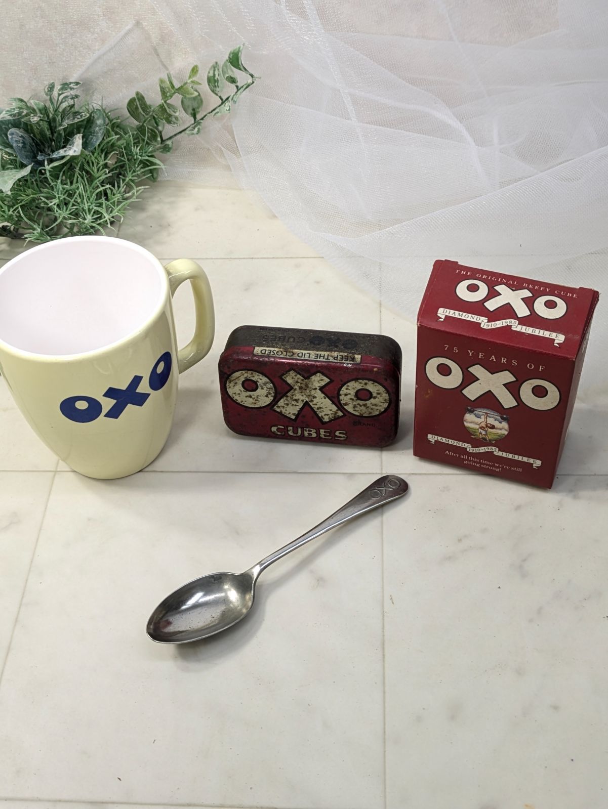 イギリス ヴィンテージ oxo スープストック 缶 箱 スプーン マグカップ 