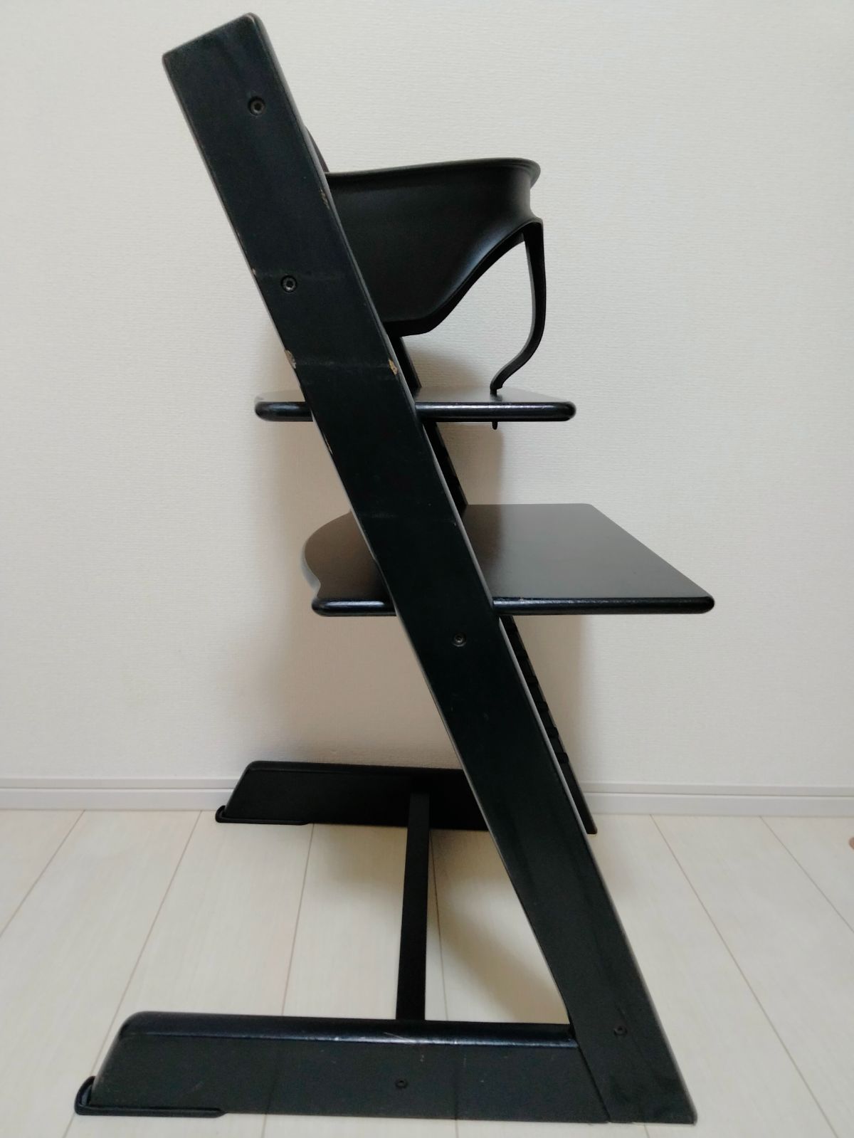 STOKKE ストッケ　TrippTrappトリップトラップ　黒　used STOKKE TRIPP TRAPP ストッケ トリップトラップ チェア 黒 - メルカリ