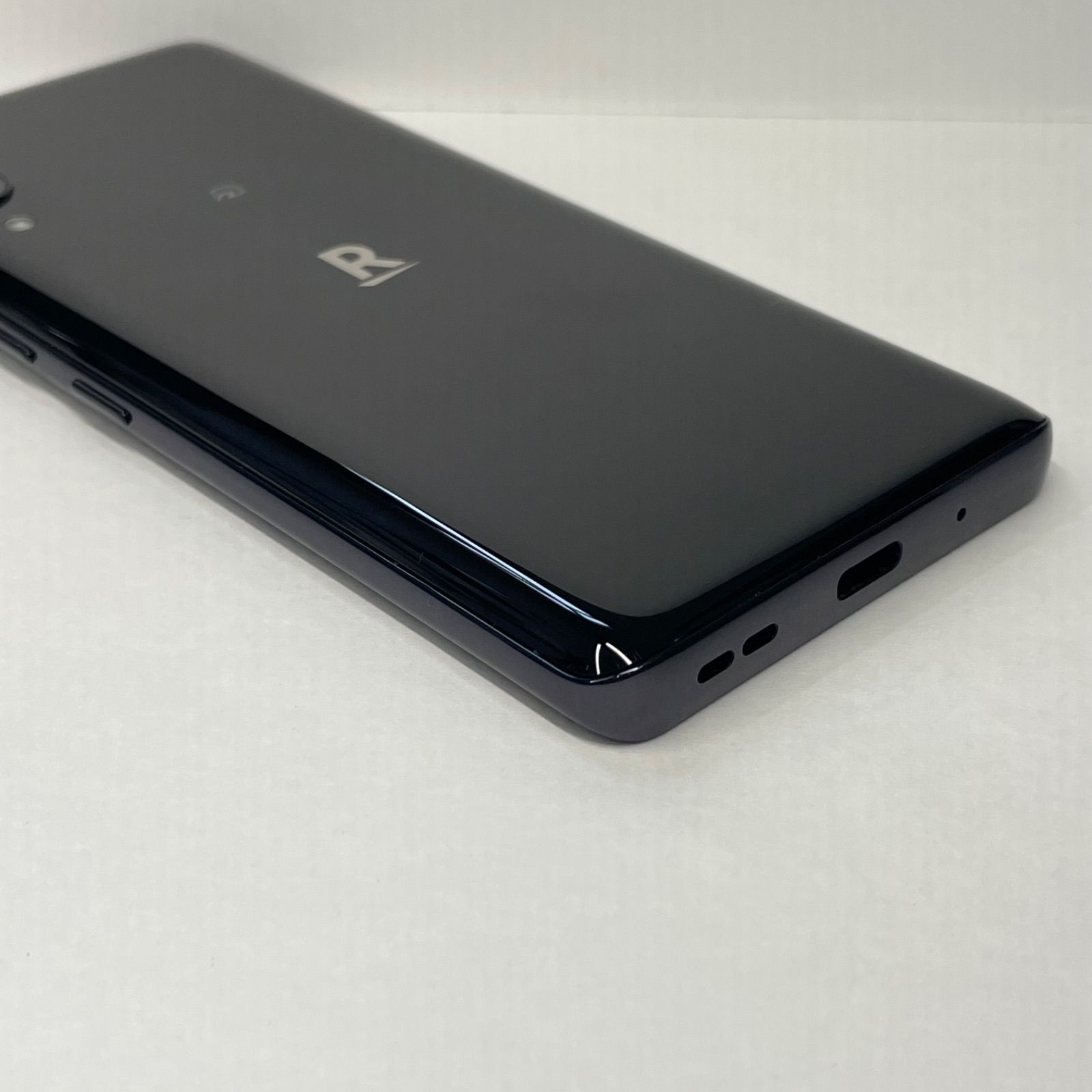 Rakuten Hand 5G P780 ブラック 128GB eSIM - メルカリ