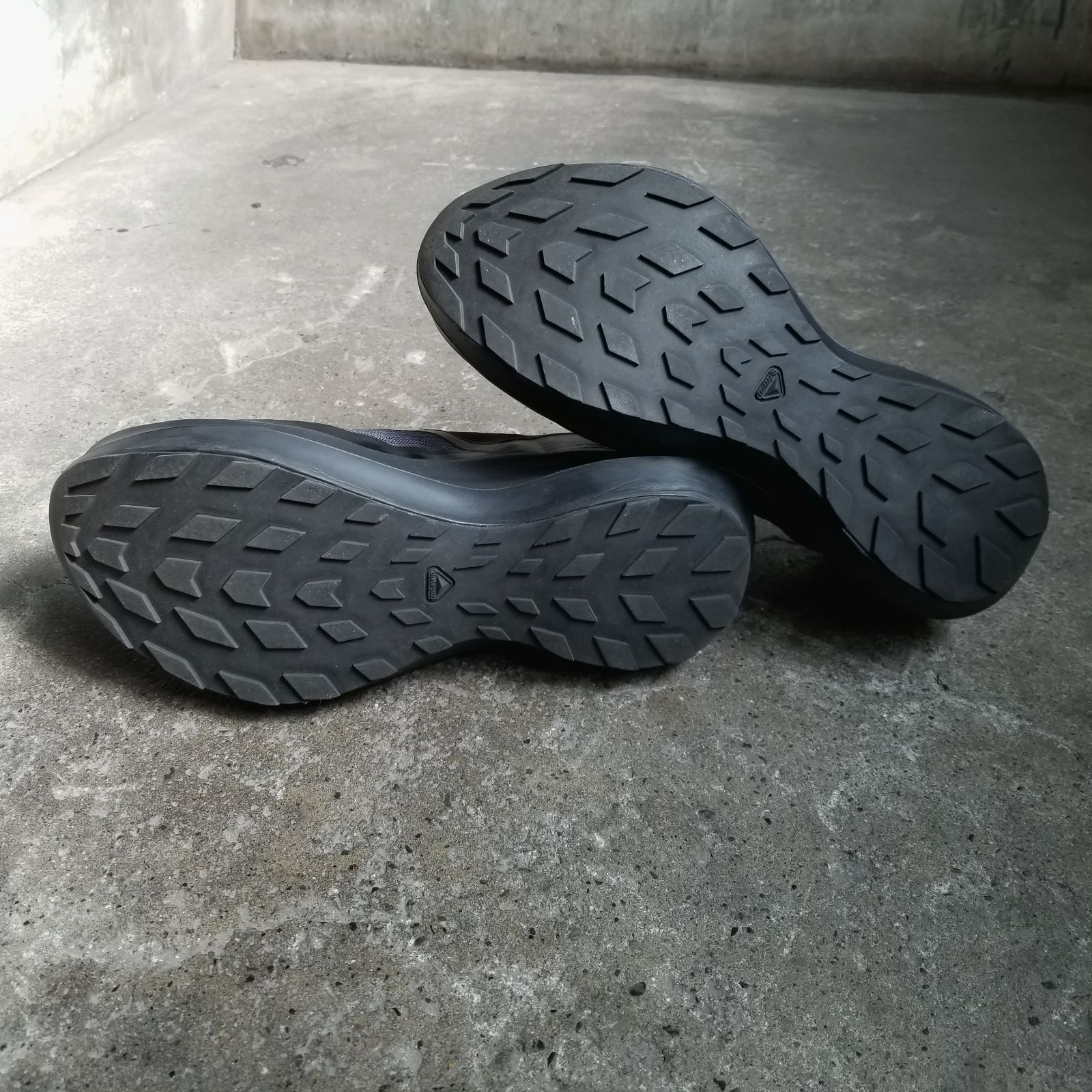 COMME des GARCONS 23aw × SALOMON SLIP ON PLATFORM 25 