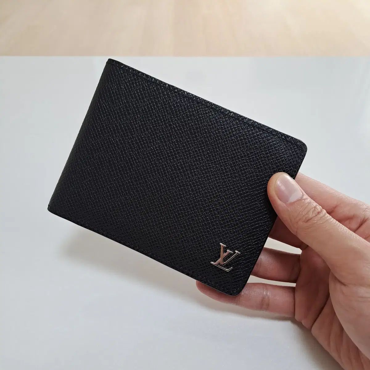100%/正規品 Louis Vuitton ルイヴィトン マルチ マルチ シルバー タイ 