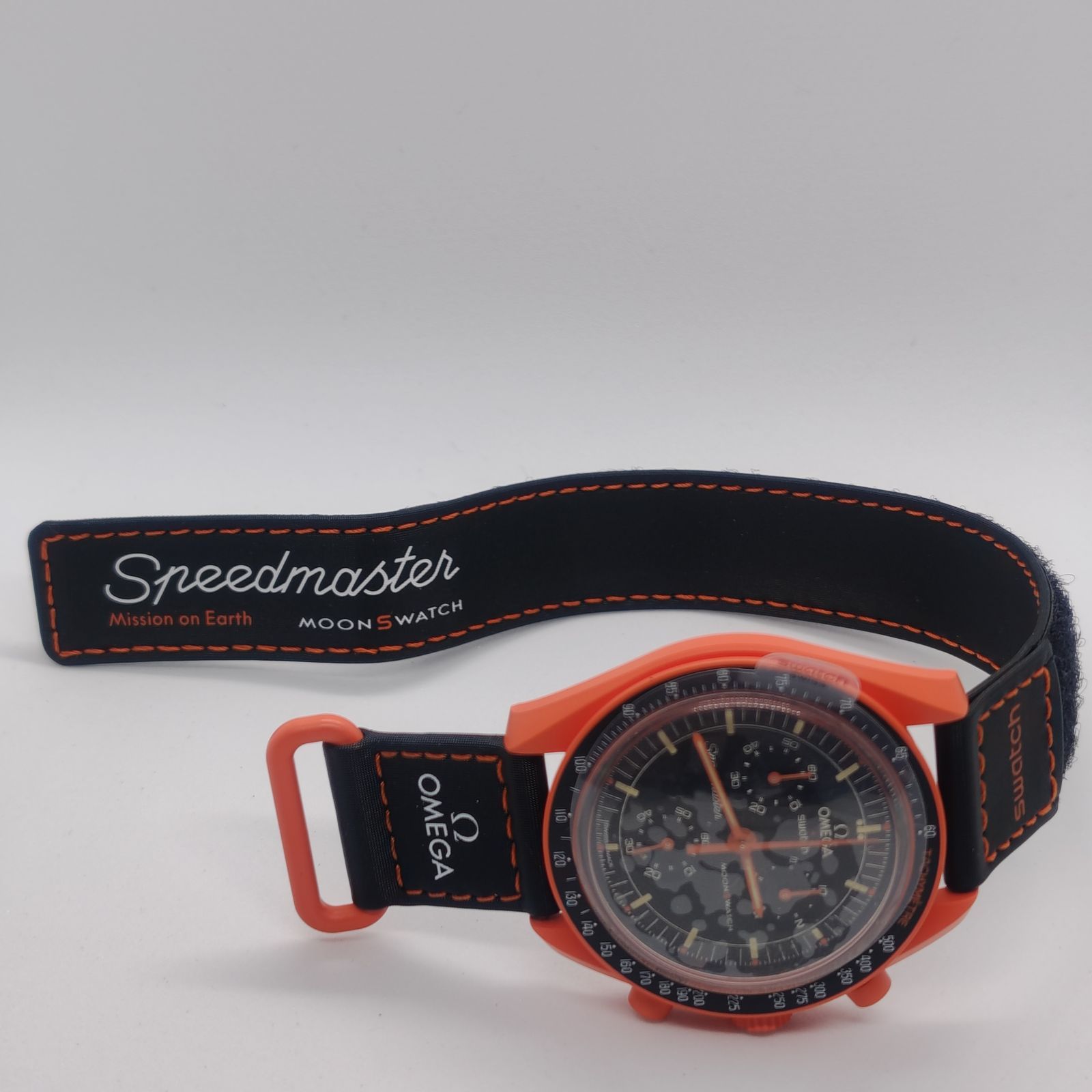 未使用品 オメガスウォッチOMEGA Swatch MISSION ON EARTH - LAVA 