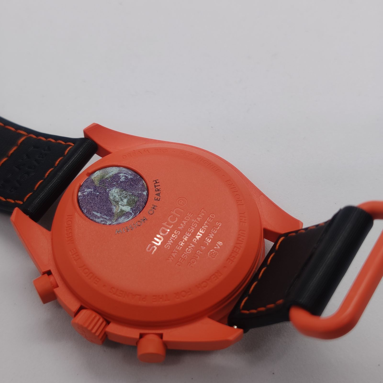 未使用品 オメガスウォッチOMEGA Swatch MISSION ON EARTH - LAVA 