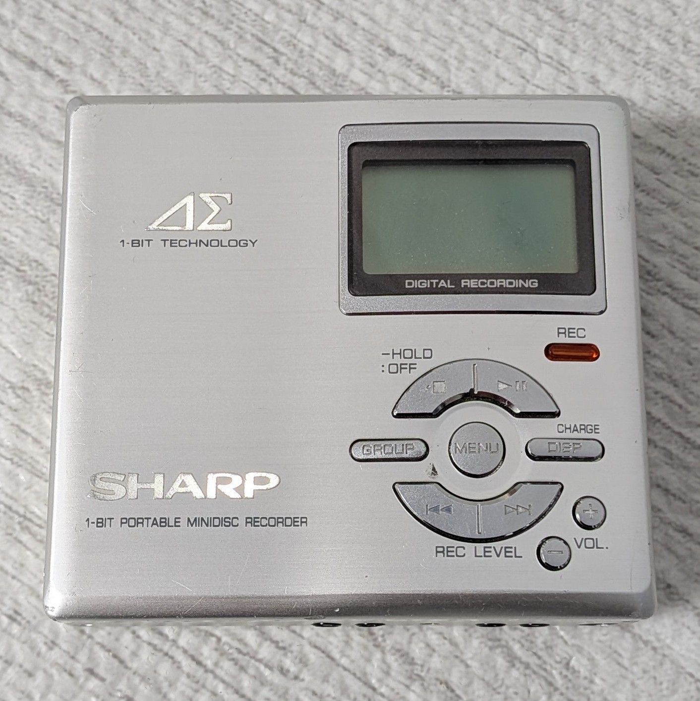 ジャンク品 SHARP シャープ MD-DR7-S リモコン付 通電確認済 MD