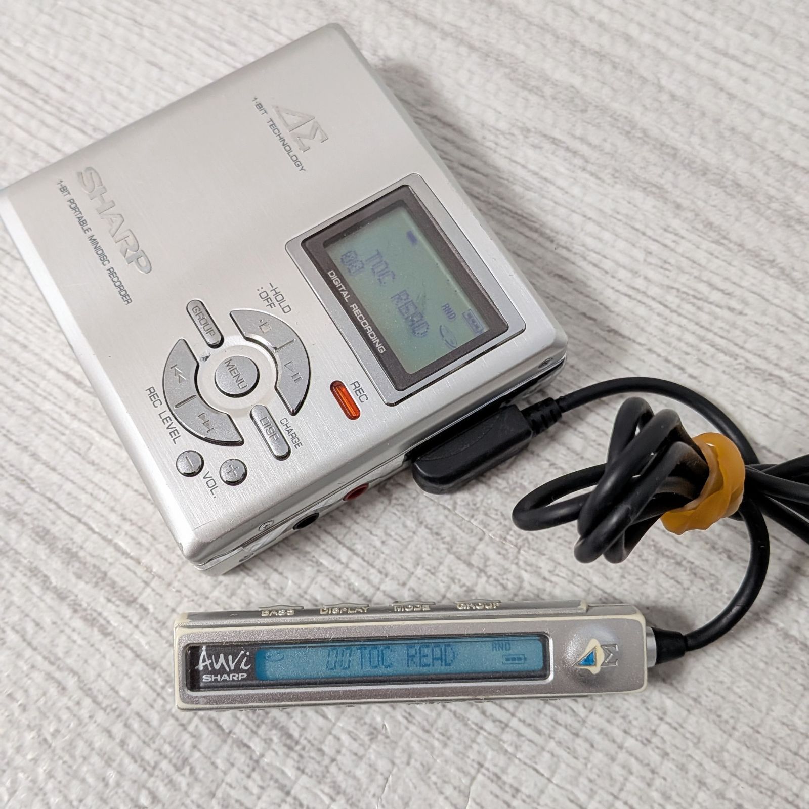 SHARP ポータブルMDプレーヤー MD-S70-S　ジャンク ジャンク SHARP MD-SS70 ad-ss70rm MDプレーヤー - メルカリ