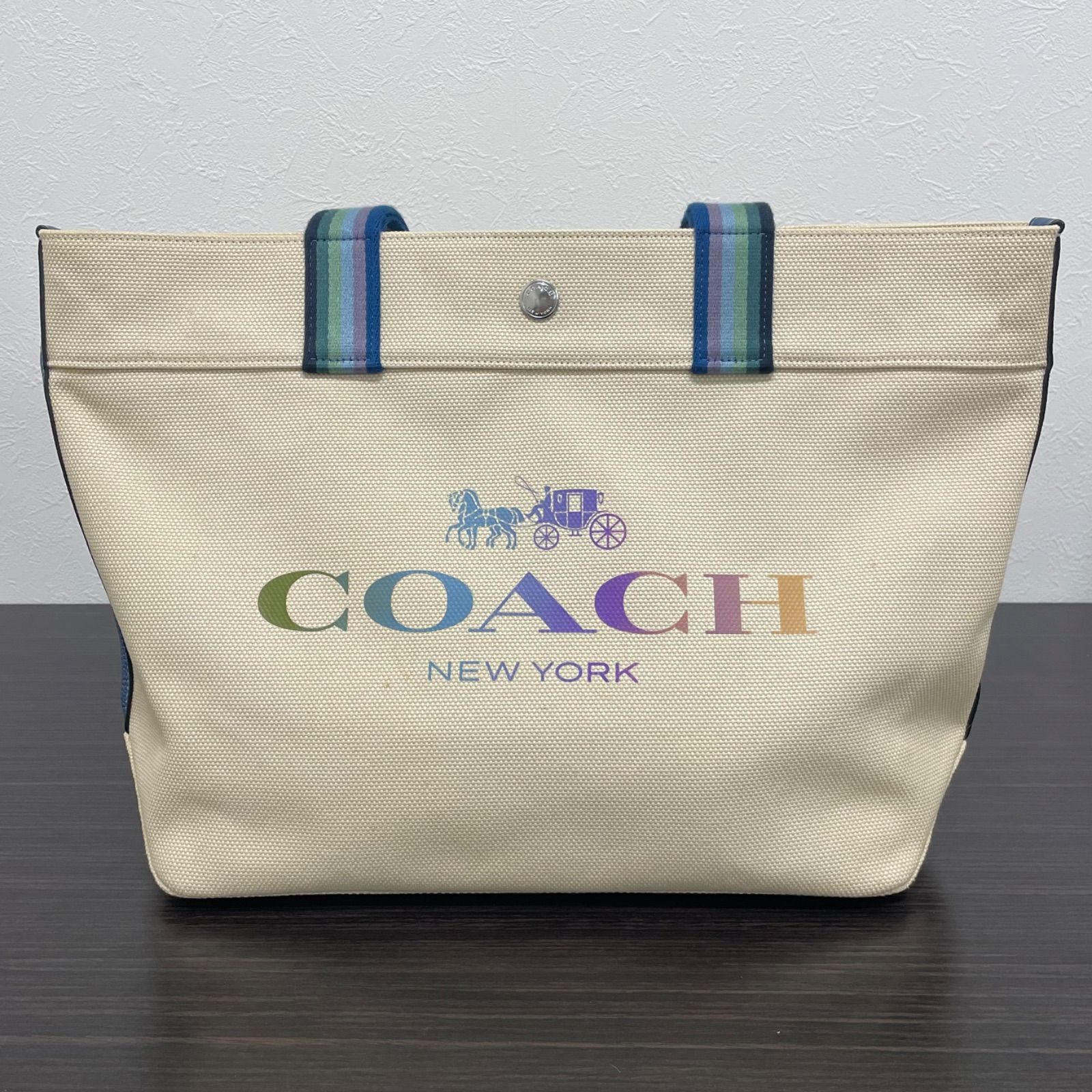 r)COACH コーチ ホースアンドキャリッジレインボーロゴ キャンバス 