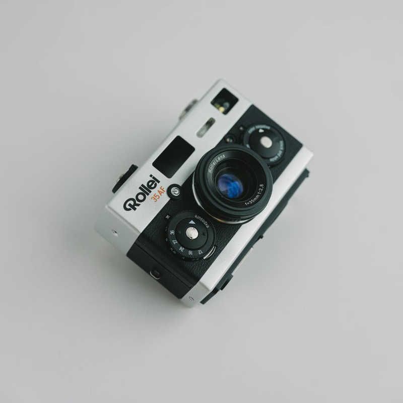 新品 未開封 】 ローライ フィルムカメラ 35AF クローム ［フィルム式