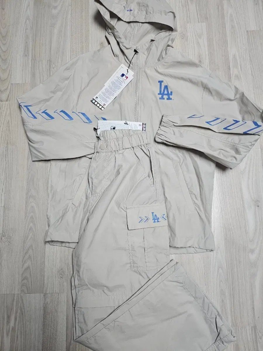MLB キッズ ドジャーズ ウィンドブレーカー セットアップ 155サイズ