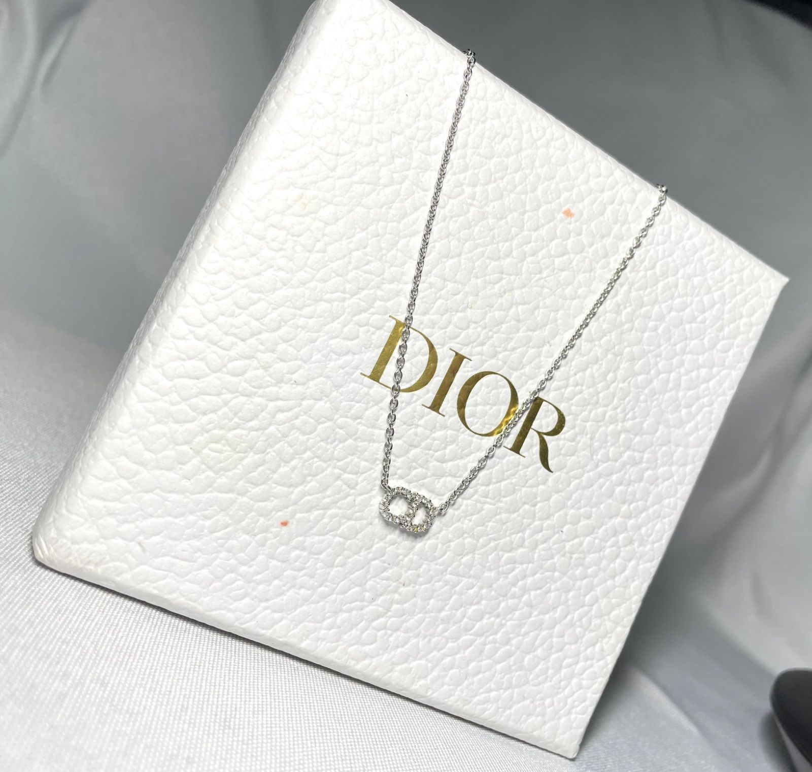 美品 近年モデル DIOR ディオール CD ロゴ ラインストーン装飾
