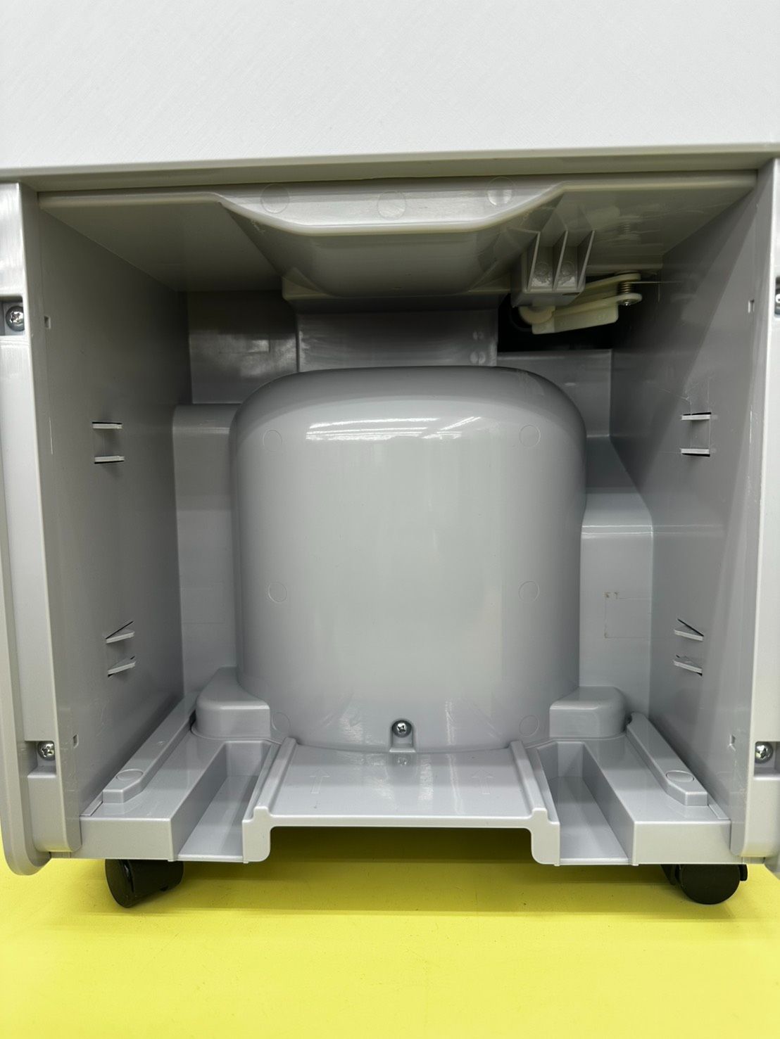 ★リユースのサカイ高崎店★TJ14503 YAMAZEN 除湿器  2024年製 動作確認／クリーニング済み リユースのサカイ高崎店 除湿器 2024年製 EDC-H60 - メルカリ