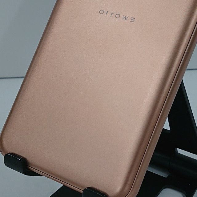arrows We FCG01 au ローズゴールド 送料無料 本体 c19423 - メルカリ