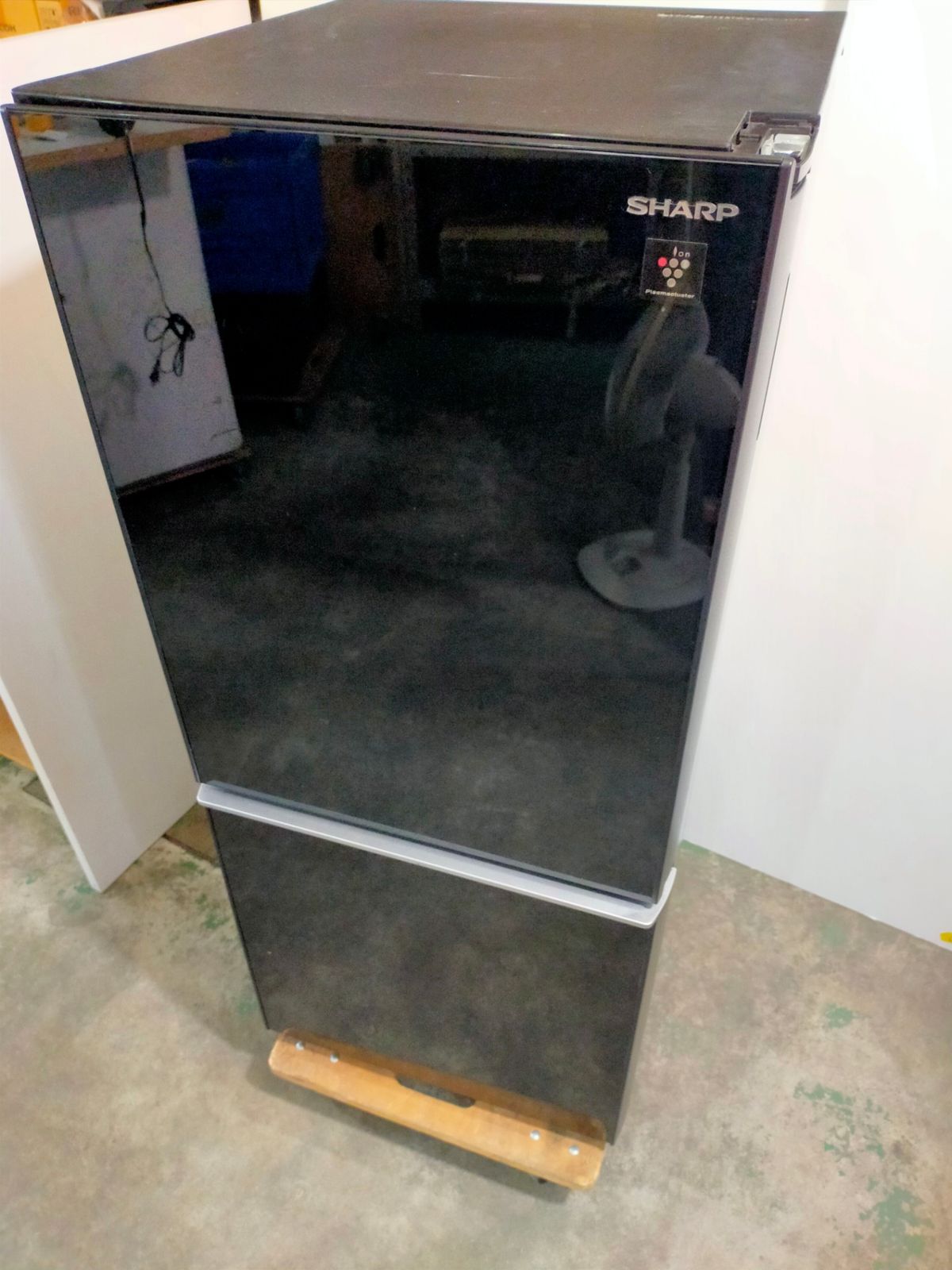 ★リユースのサカイつくば店★TK6677 SHARP 冷蔵庫 SJ-GD14F 137L 20年製 動作確認／クリーニング済み　【リユースのサカイつくば店】 SJ-GD14F-B 冷蔵庫 プラズマクラスターボトムフリーザー冷蔵庫 ピュア