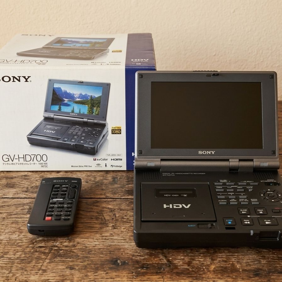 502s011【SONY GV-HD700 】動作未確認　現状品　美品　デジタルHDビデオカセットレコーダー 箱・付属品