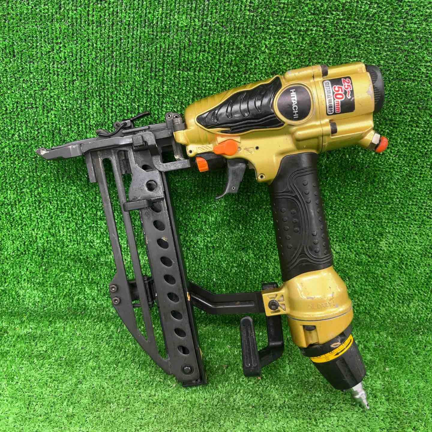 ★ハイコーキ(HIKOKI ※旧:日立工機) 高圧フロアタッカ N5004HMF【川崎店】