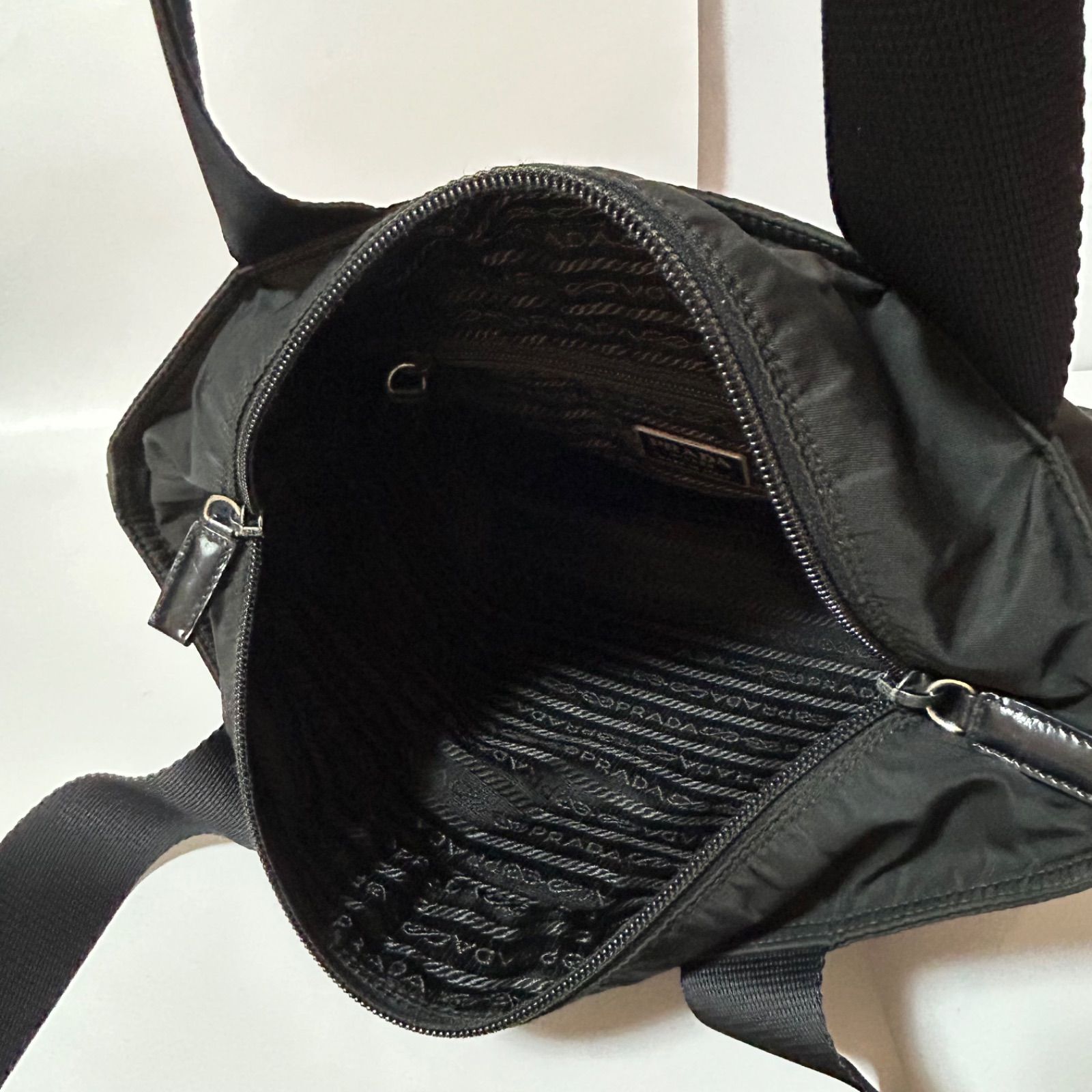 PRADA プラダ ナイロン レザー トートバッグ ブラック シルバー金具 