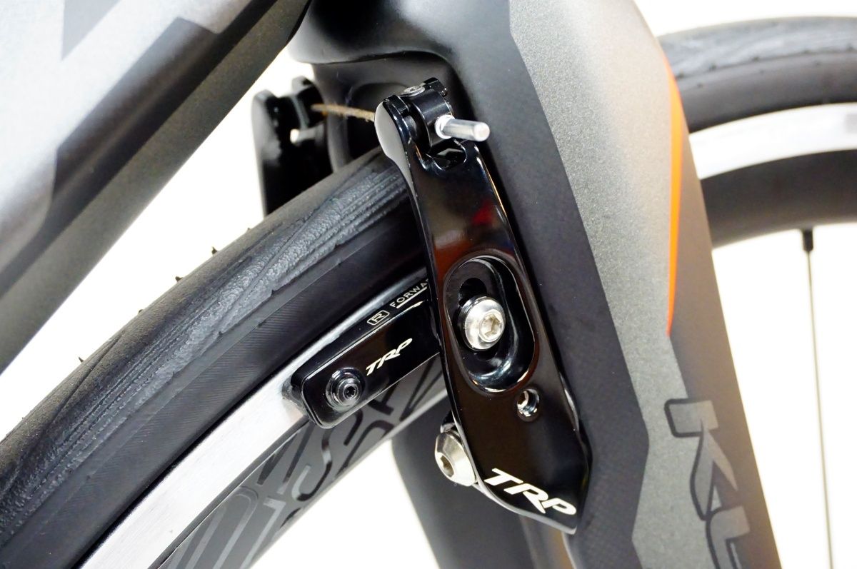 KUOTA 「クオータ」 KOUGAR ULTEGRA DI2 2015年モデル ロードバイク 
