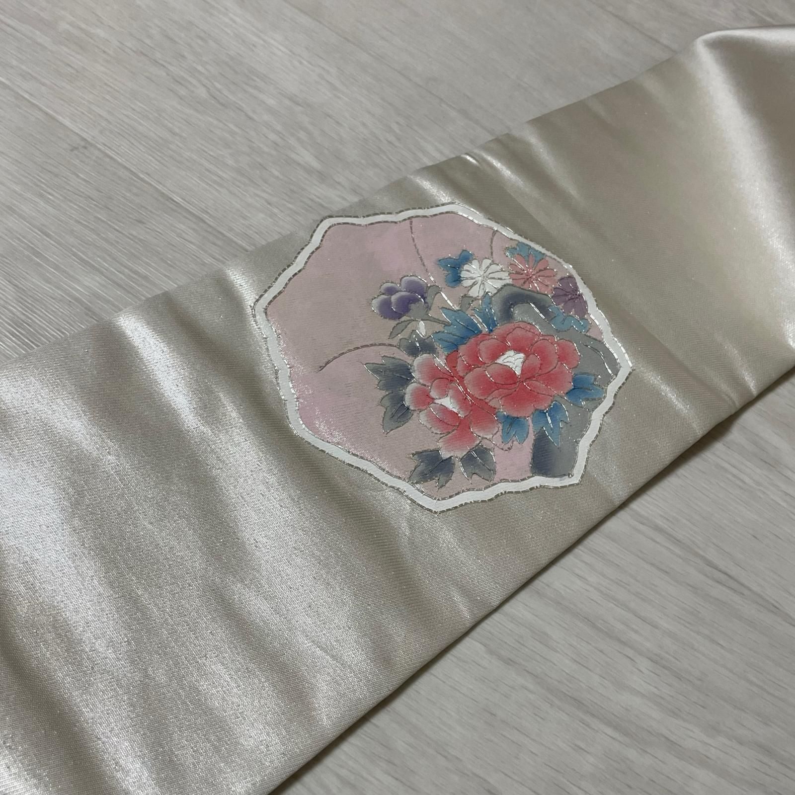 名古屋帯 花模様に鳳凰 銀駒刺繍 九寸 正絹 着物 X-1048 - メルカリ