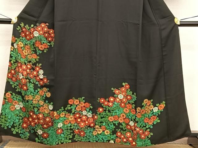 平和屋着物●訪問着　流水草花文　たたき染め　黒地　金彩　正絹　逸品　BAAW5014hj 平和屋着物○訪問着 流水草花文 たたき染め 黒地 金彩 正絹 逸品