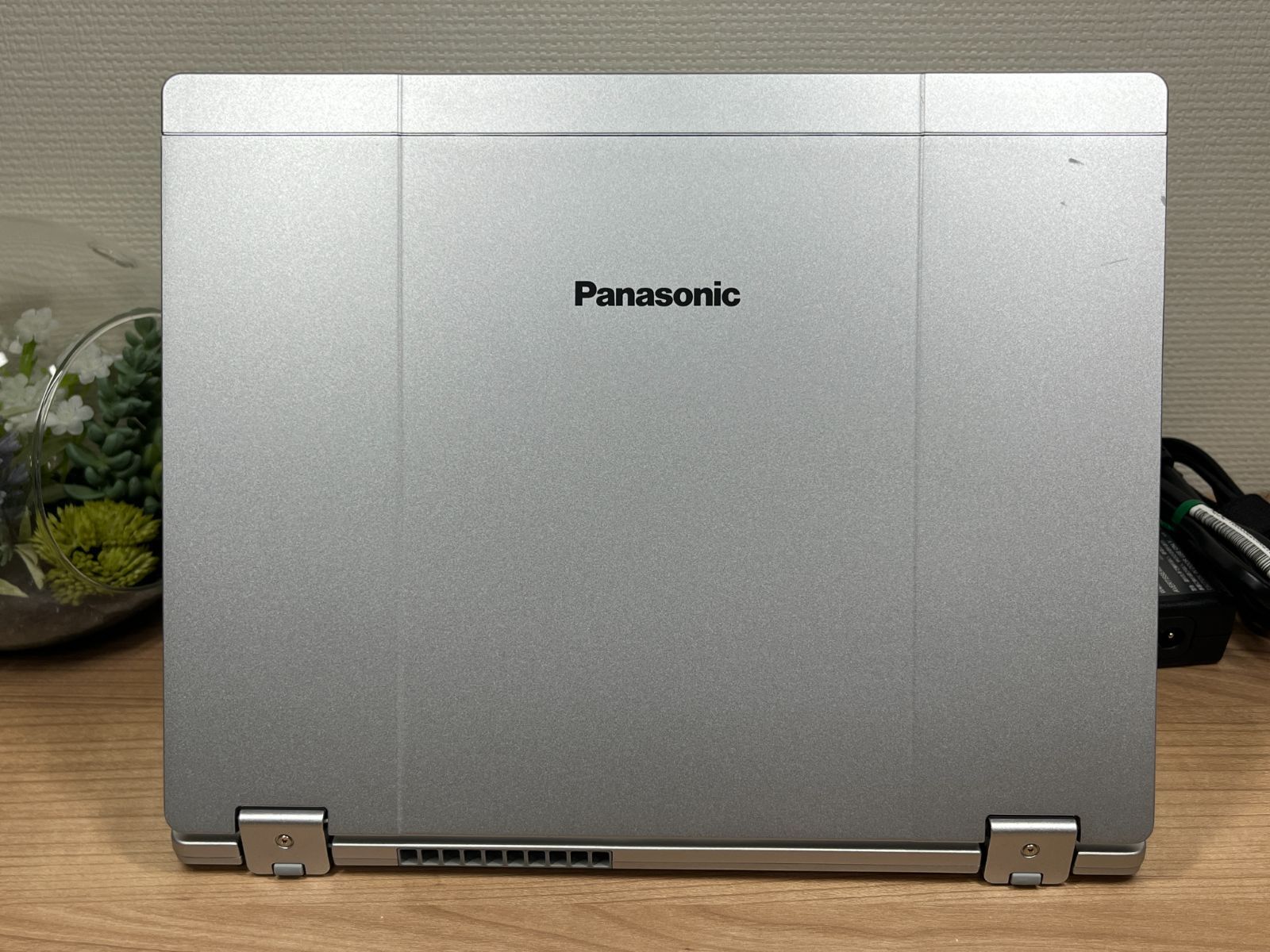美品✨Panasonic CF-QV1 16GB/256GB 第11世代 Office2024 - メルカリ