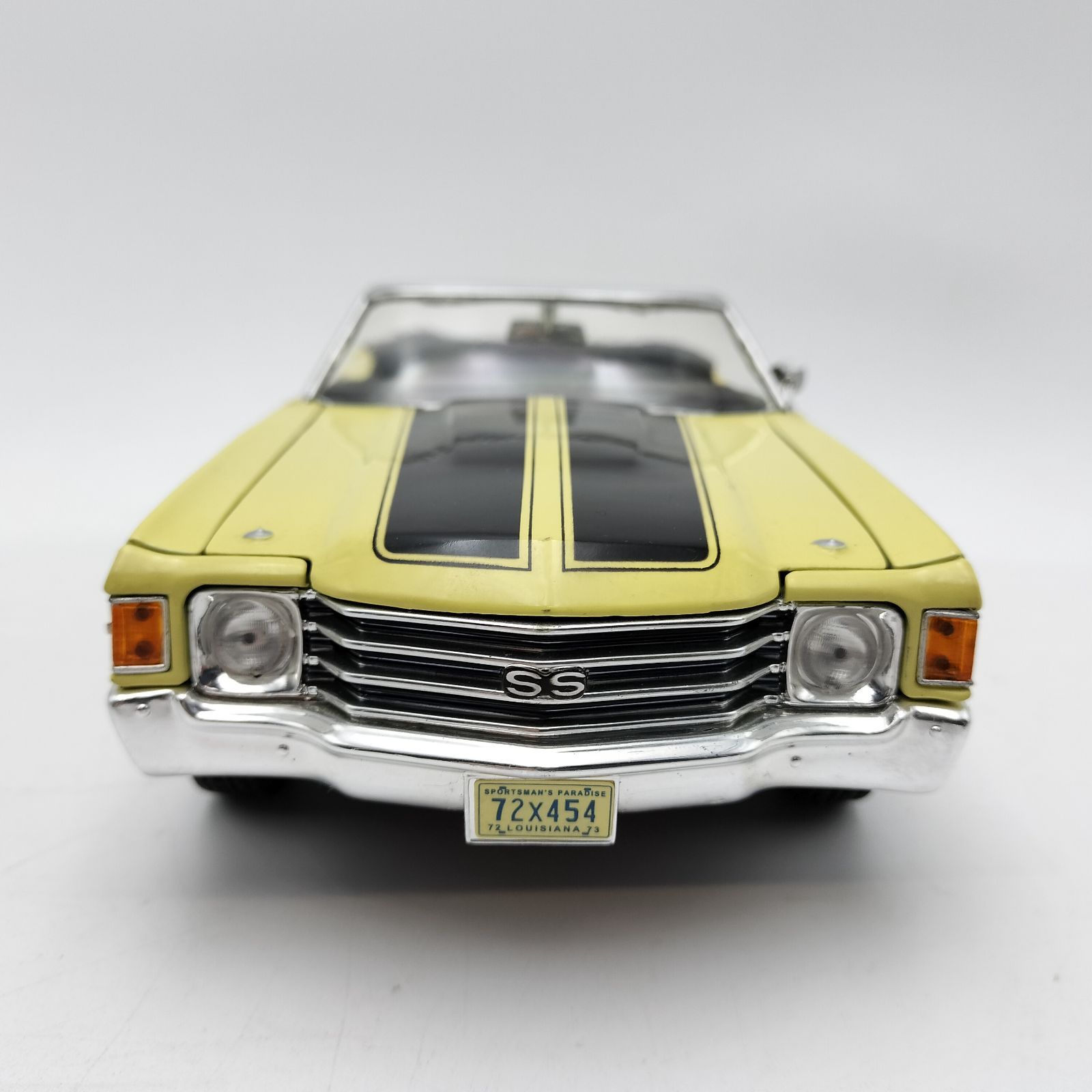 1/18 1972 シボレー シェベル SS454 イエロー ダイキャストメタル マイスト】1/18 1972 シボレー シェベル SS454 イエロー 箱付き ダイ