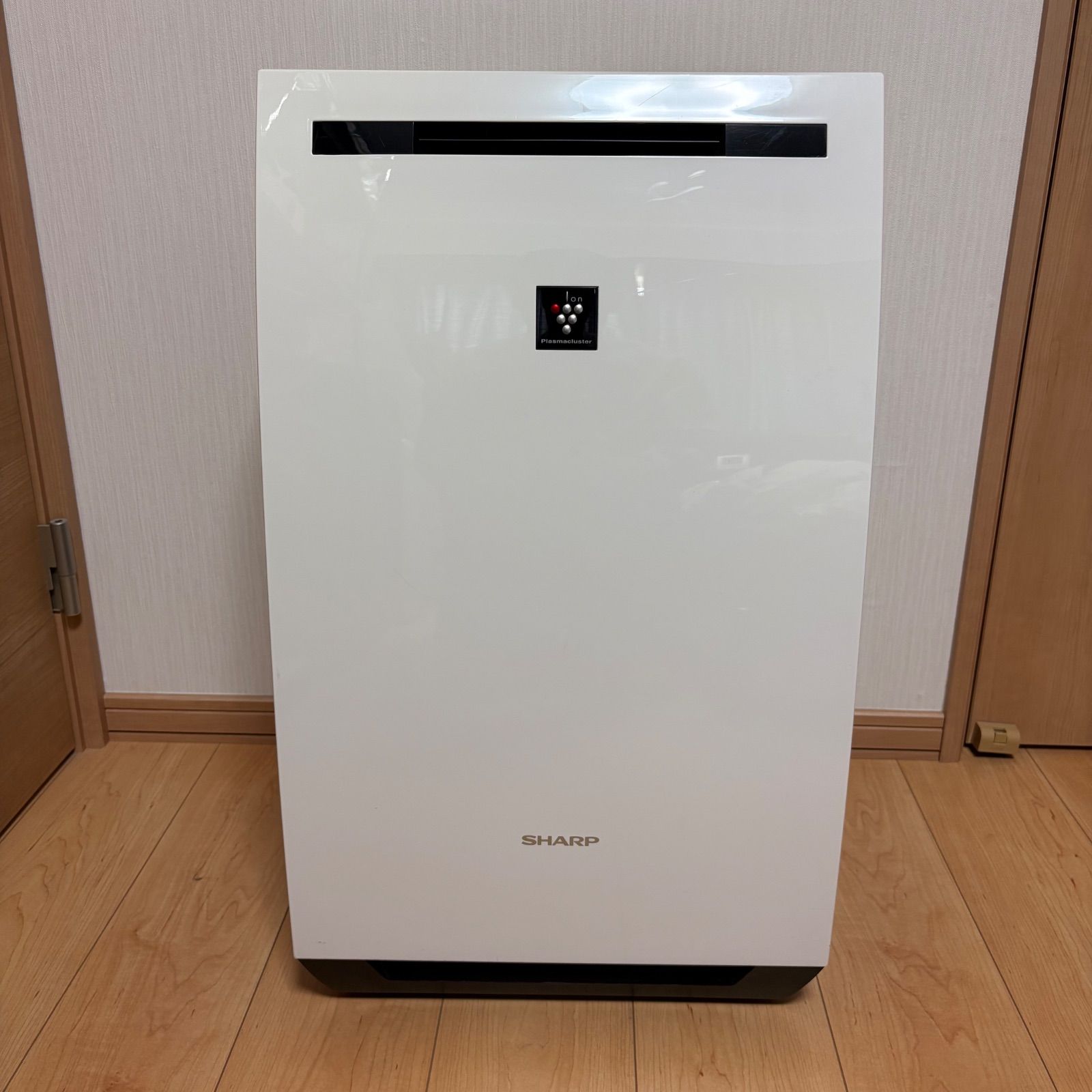 SHARP シャープ 除加湿空気清浄機 KC-HD70-W 2018年製 - メルカリ