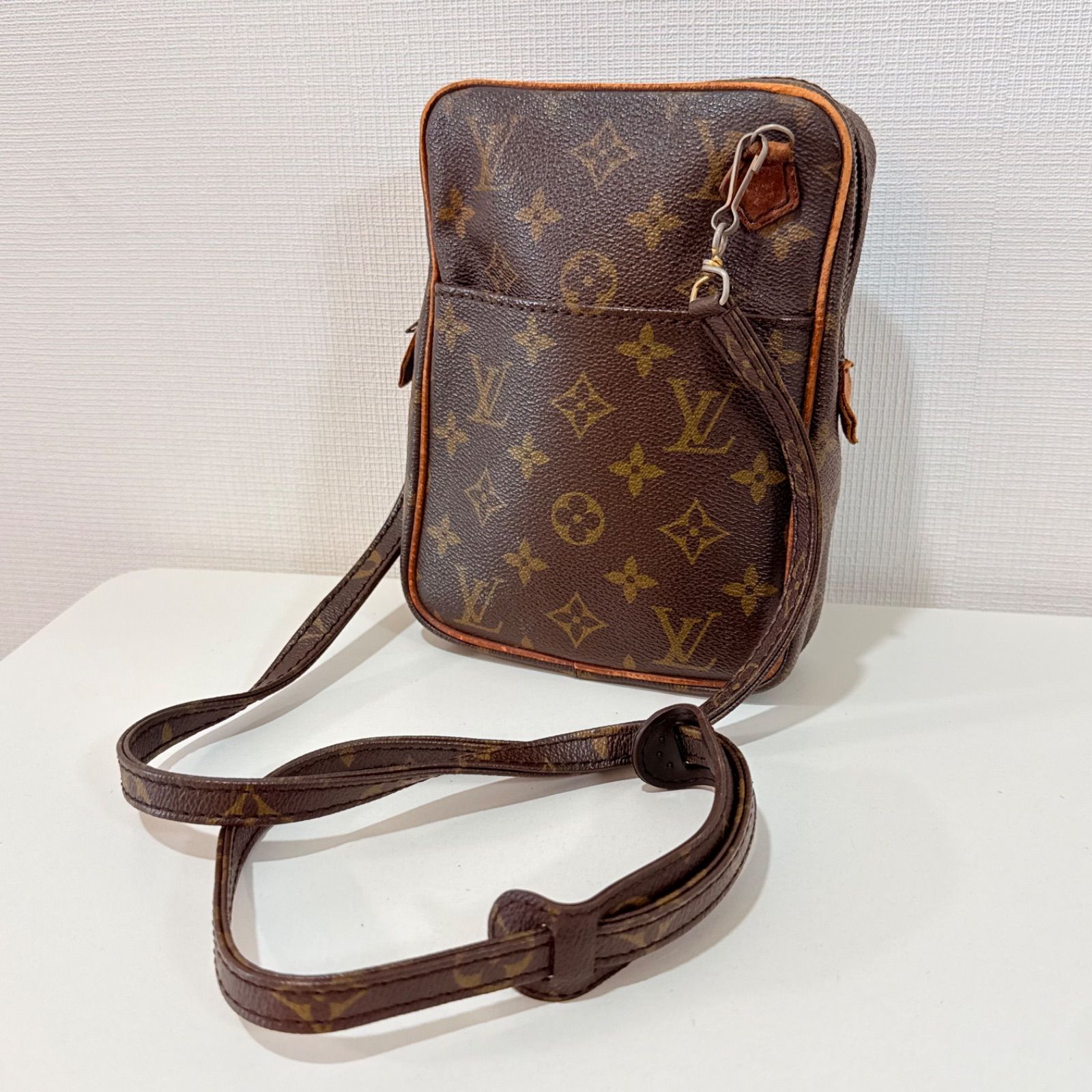 LOUIS VUITTON ルイヴィトン ダヌーブ モノグラム ショルダー 美品 