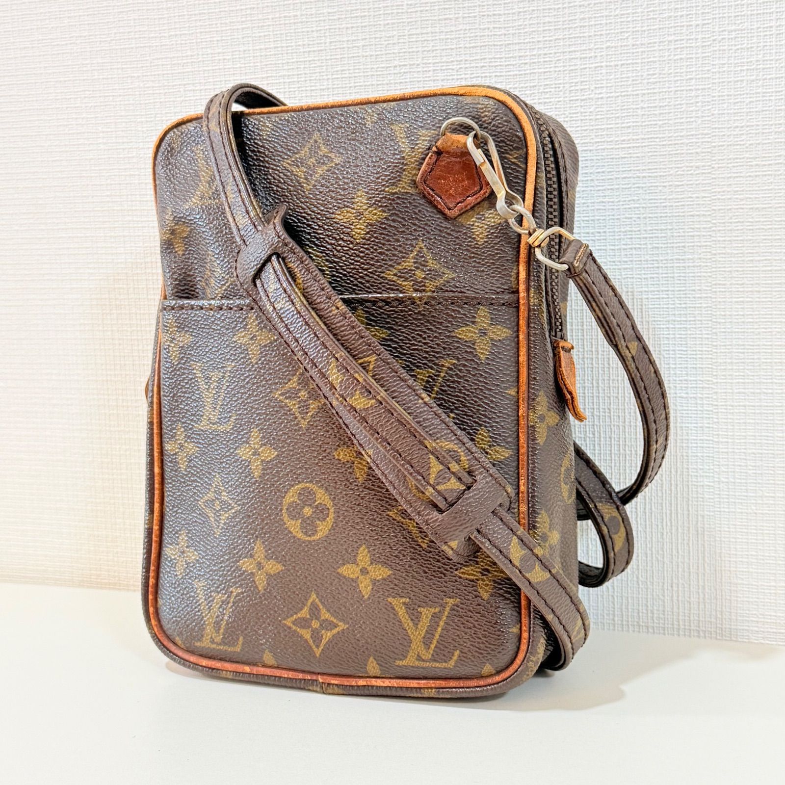 LOUIS VUITTON ルイヴィトン ダヌーブ モノグラム ショルダー 美品 