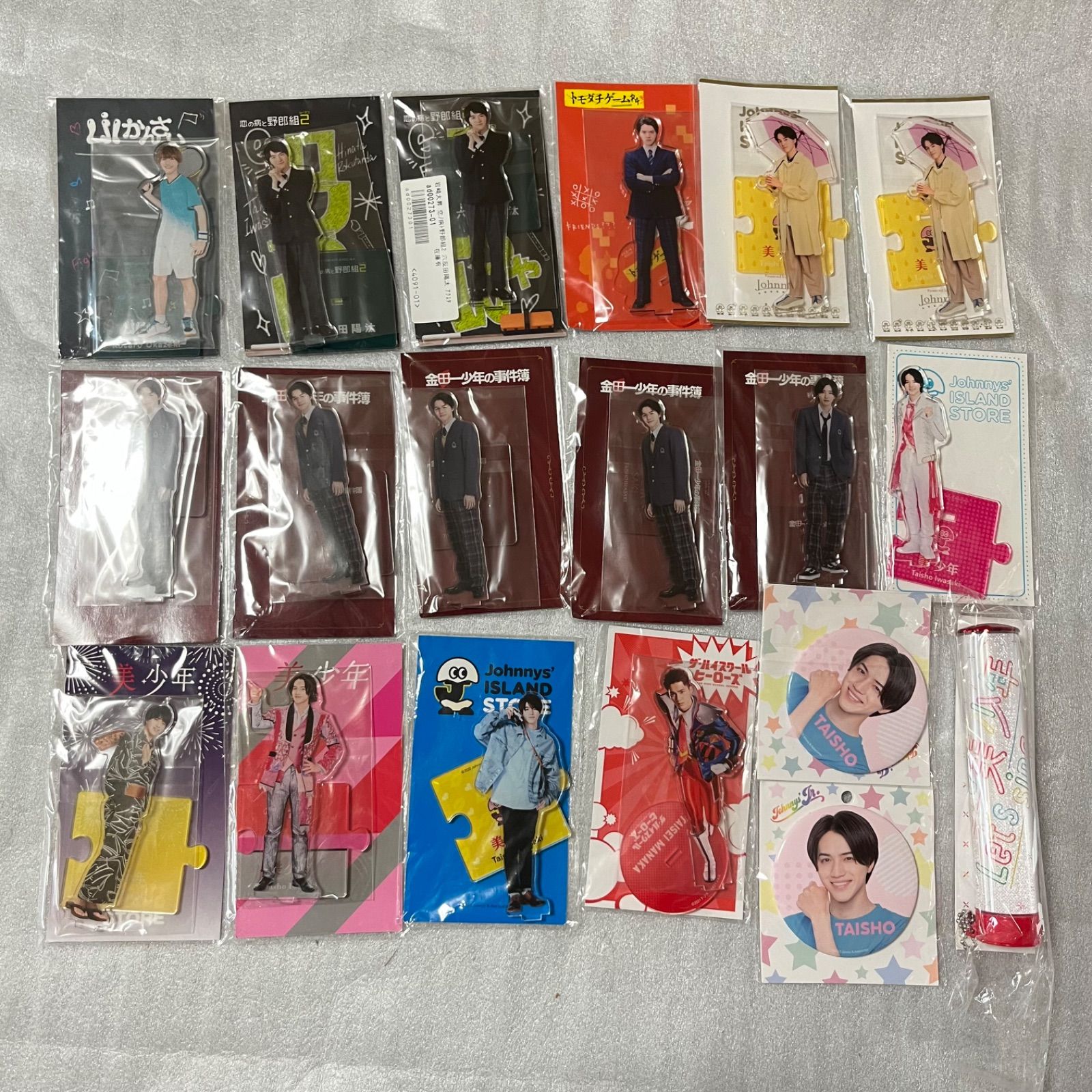 ジャニーズ ジャニーズJr アクリルスタンド まとめ売り 123 - メルカリ
