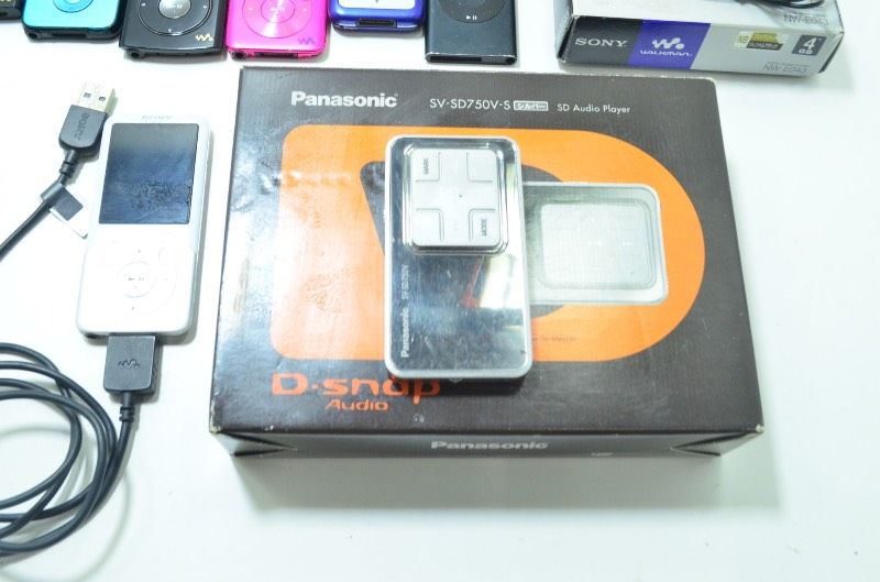 【送料無料】 ソニー SONY ウォークマン 大量まとめ売り Panasonic D-snap 含む ポータブルオーディオセット ジャンク品 【送料無料】 ソニー SONY ウォークマン 大量まとめ売り Panasonic D-snap 含む ポータブルオーディオセット ジャンク品